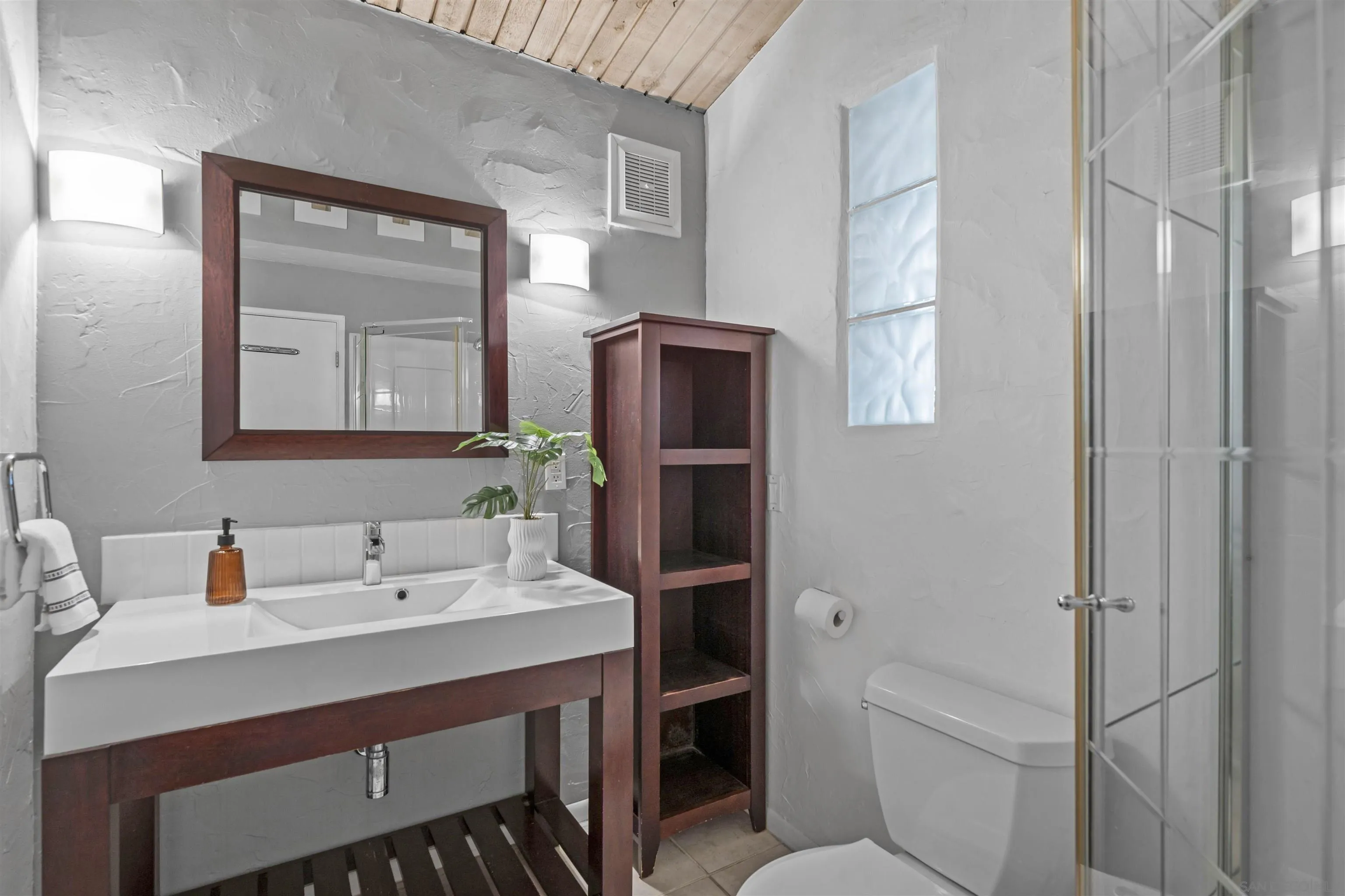 https://cdn.realtyfeed.com/cdn/127/260019116/77229e9c80ce2f5e454db864a6b8c539.webp