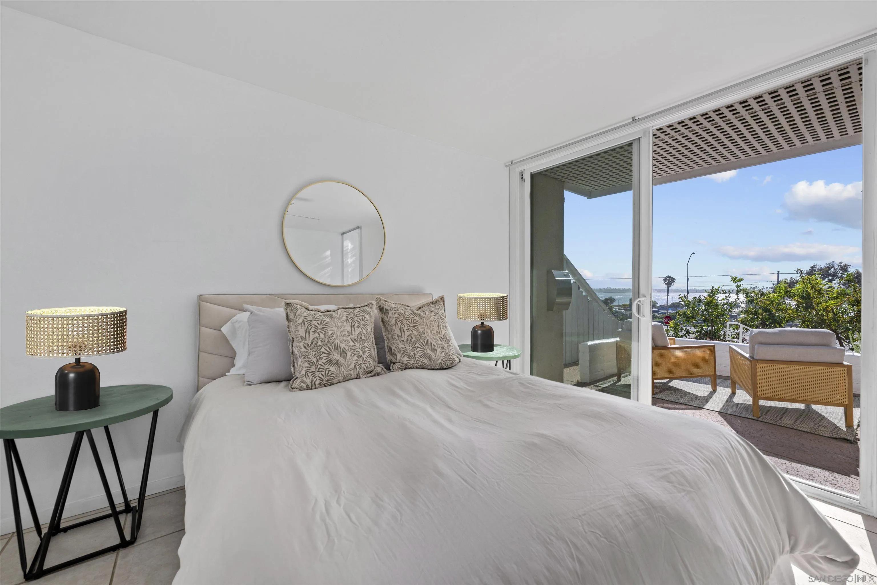 https://cdn.realtyfeed.com/cdn/127/260019116/9e6ac5b14a3b6d31b23283d385bbb4e7.webp