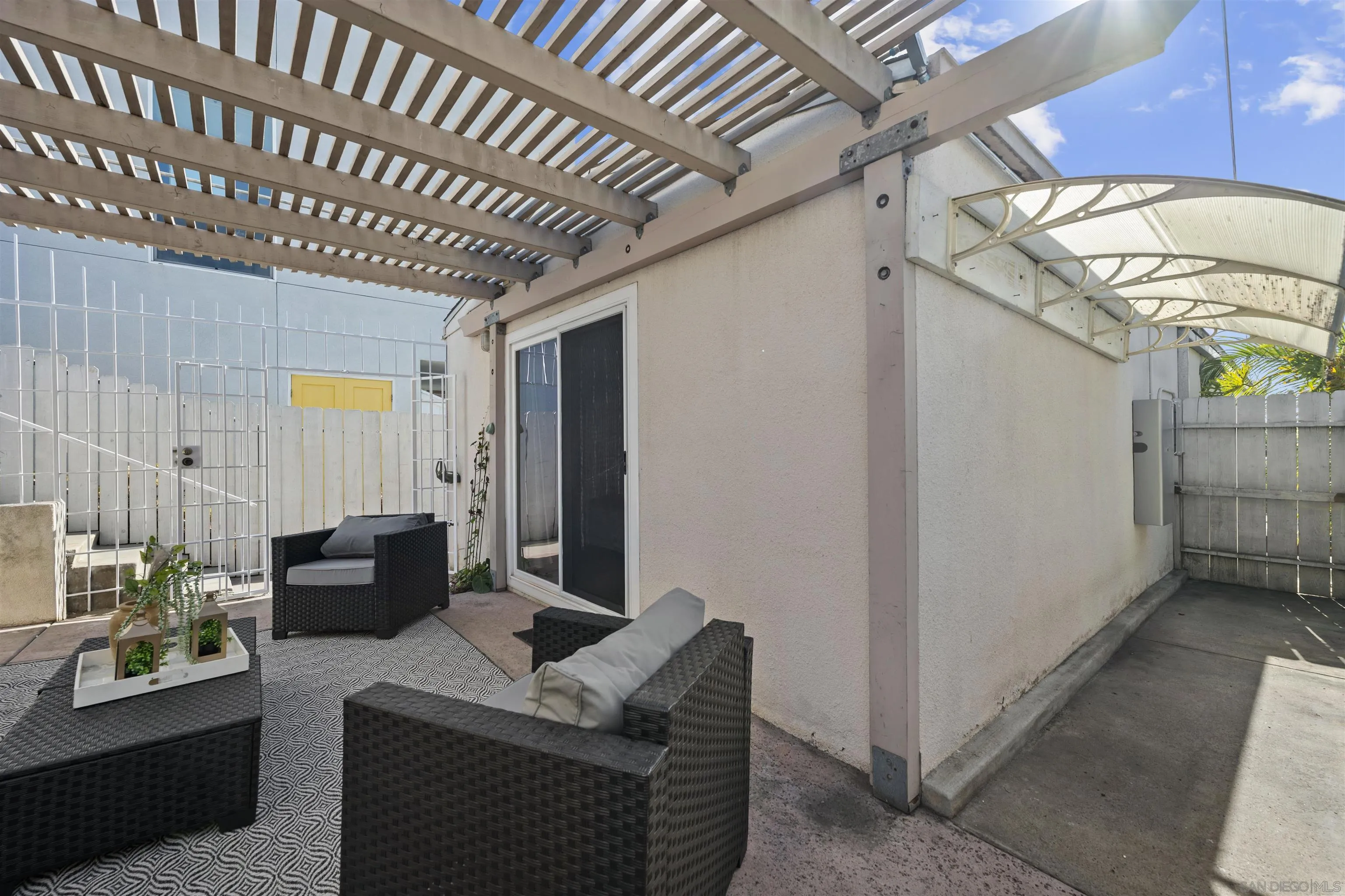 https://cdn.realtyfeed.com/cdn/127/260019116/d231b337e11a19ef9c7d4d6232406172.webp