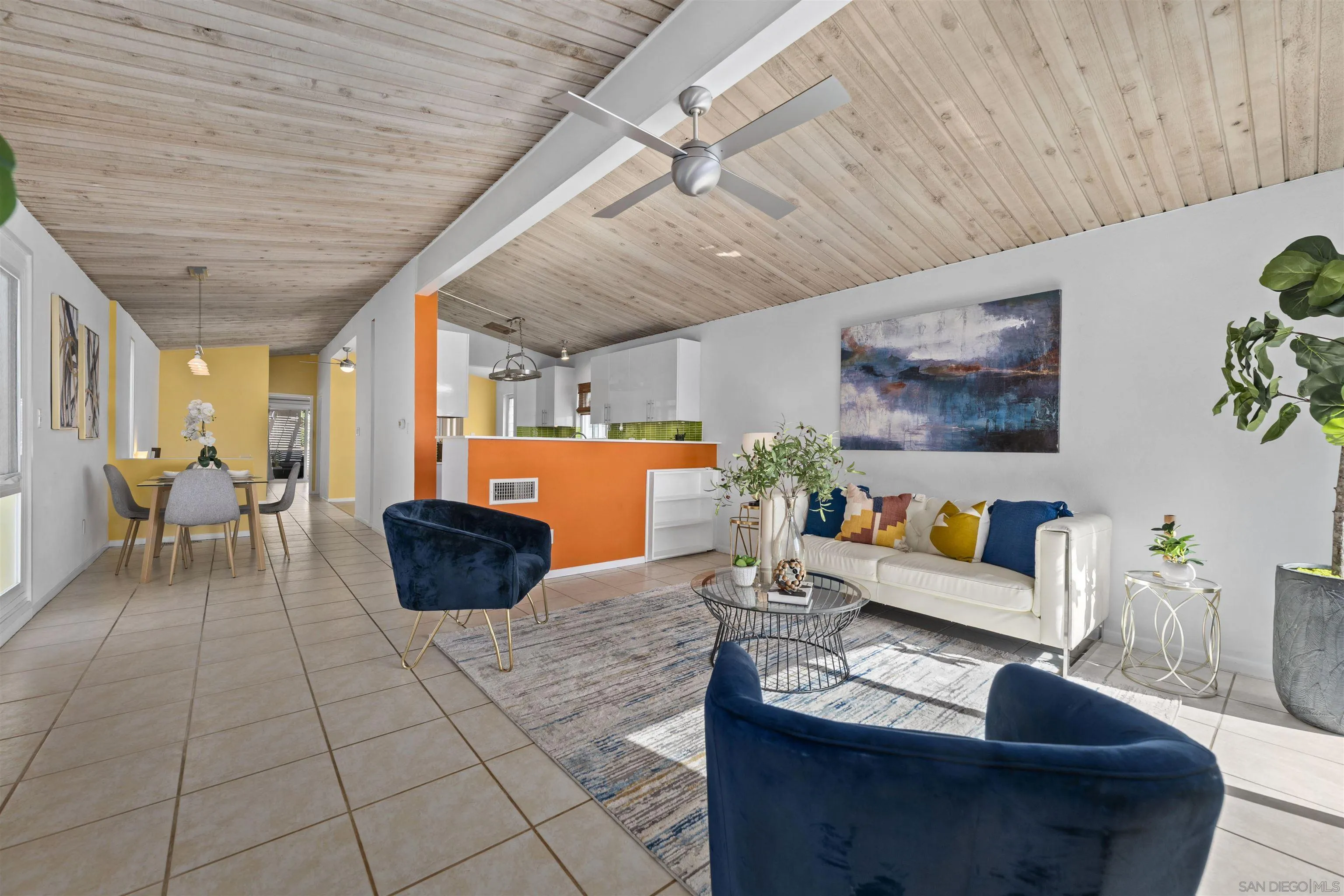 https://cdn.realtyfeed.com/cdn/127/260019116/efe7ea3a1a269b70b01bbb9a3421b3d2.webp
