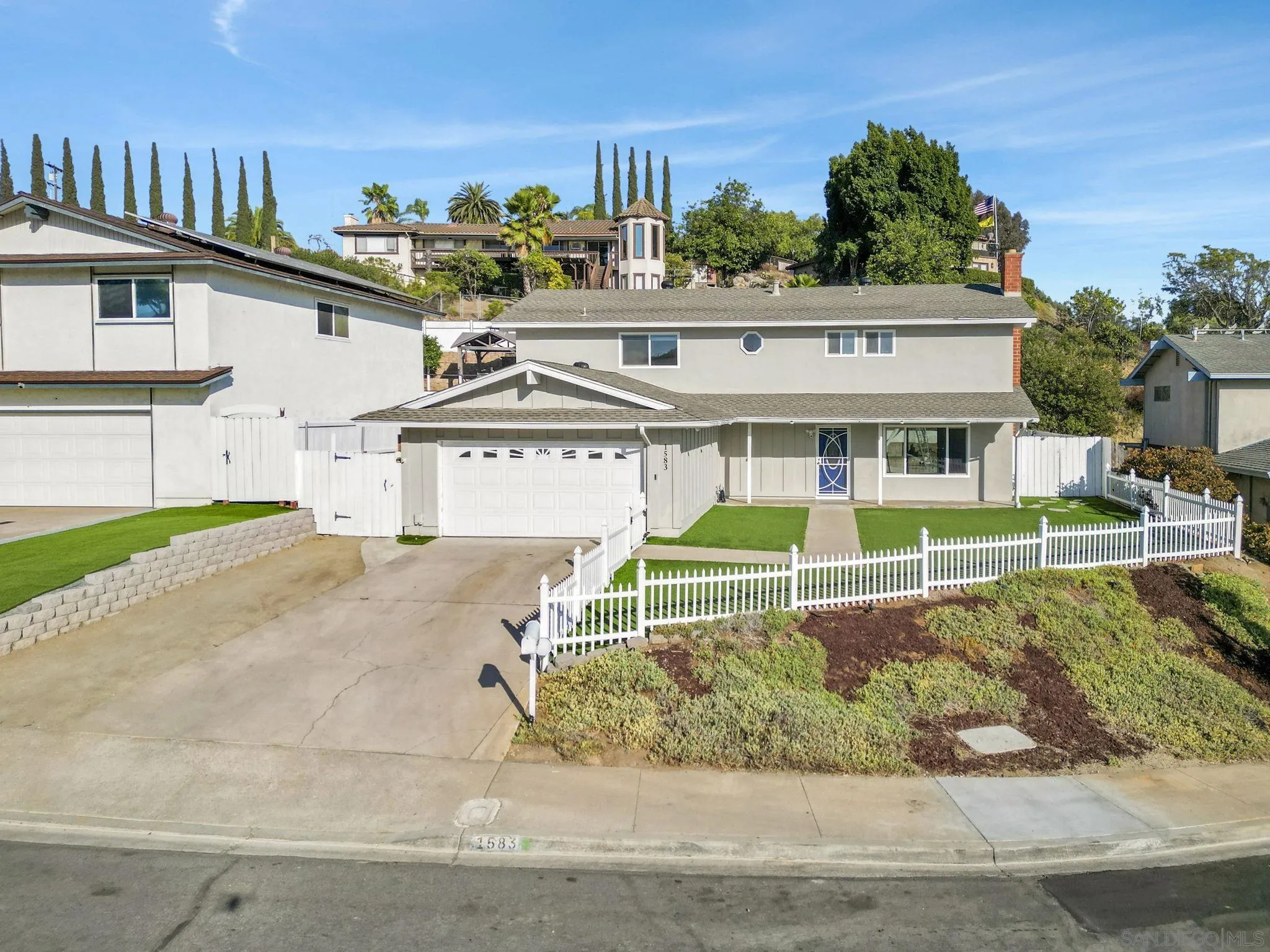 https://cdn.realtyfeed.com/cdn/127/260019121/0e0d0d72384ce7a21675e5b55fc80ce7.webp