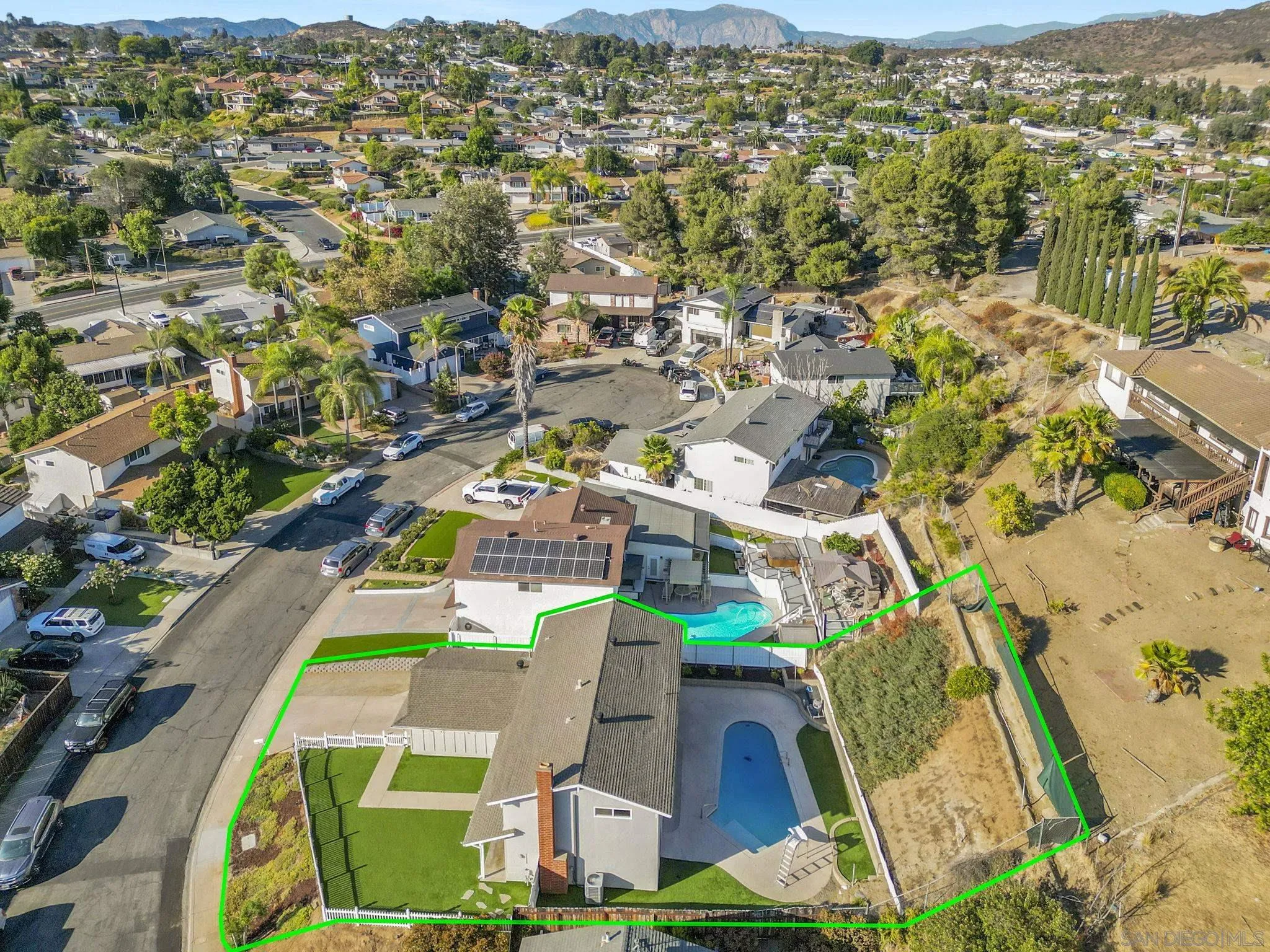 https://cdn.realtyfeed.com/cdn/127/260019121/32764d30a169269c8987f4bd79a23f3a.webp