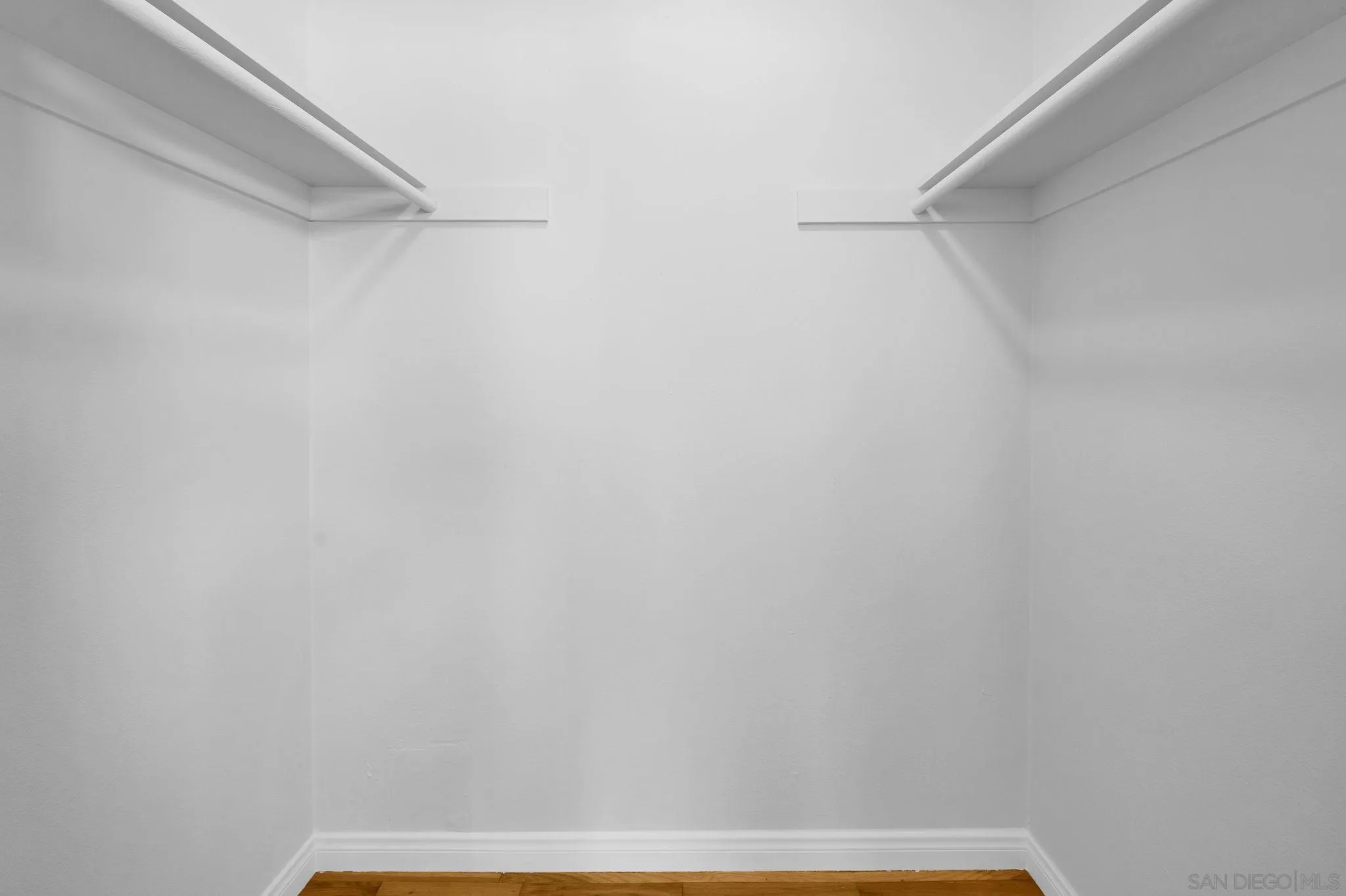 https://cdn.realtyfeed.com/cdn/127/260019121/5d3cd696a6795837ef1ce6df5951d145.webp