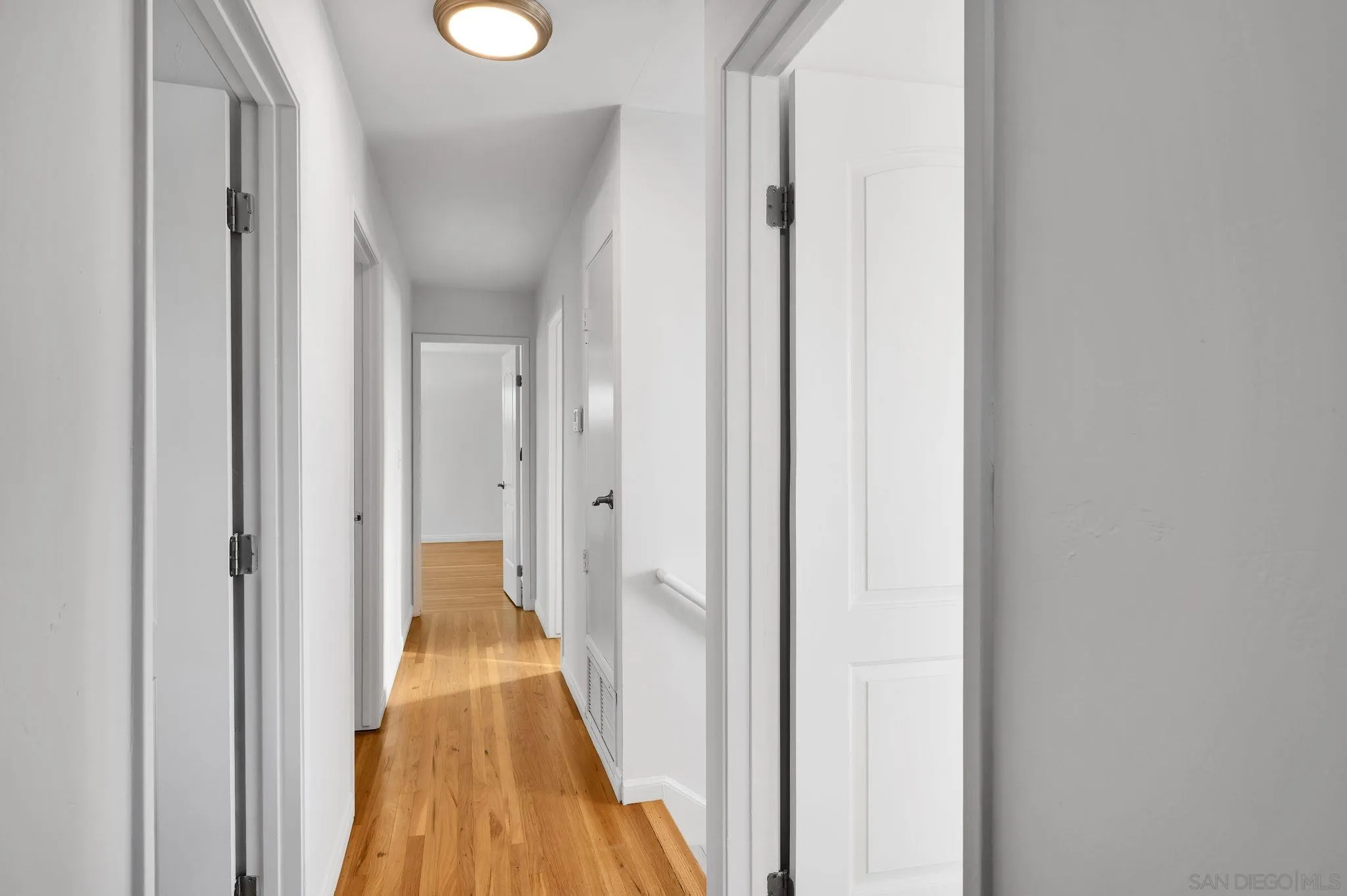 https://cdn.realtyfeed.com/cdn/127/260019121/7ffa700705d972a18ae92d590d7d36ad.webp