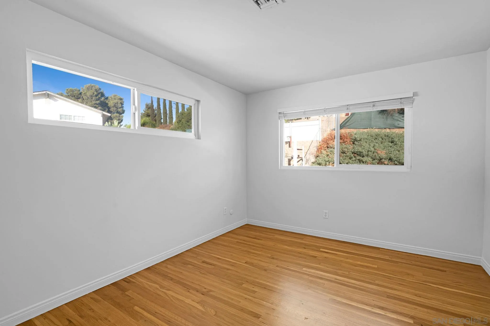 https://cdn.realtyfeed.com/cdn/127/260019121/c2ac1329cbee58739c1da959ca33e791.webp