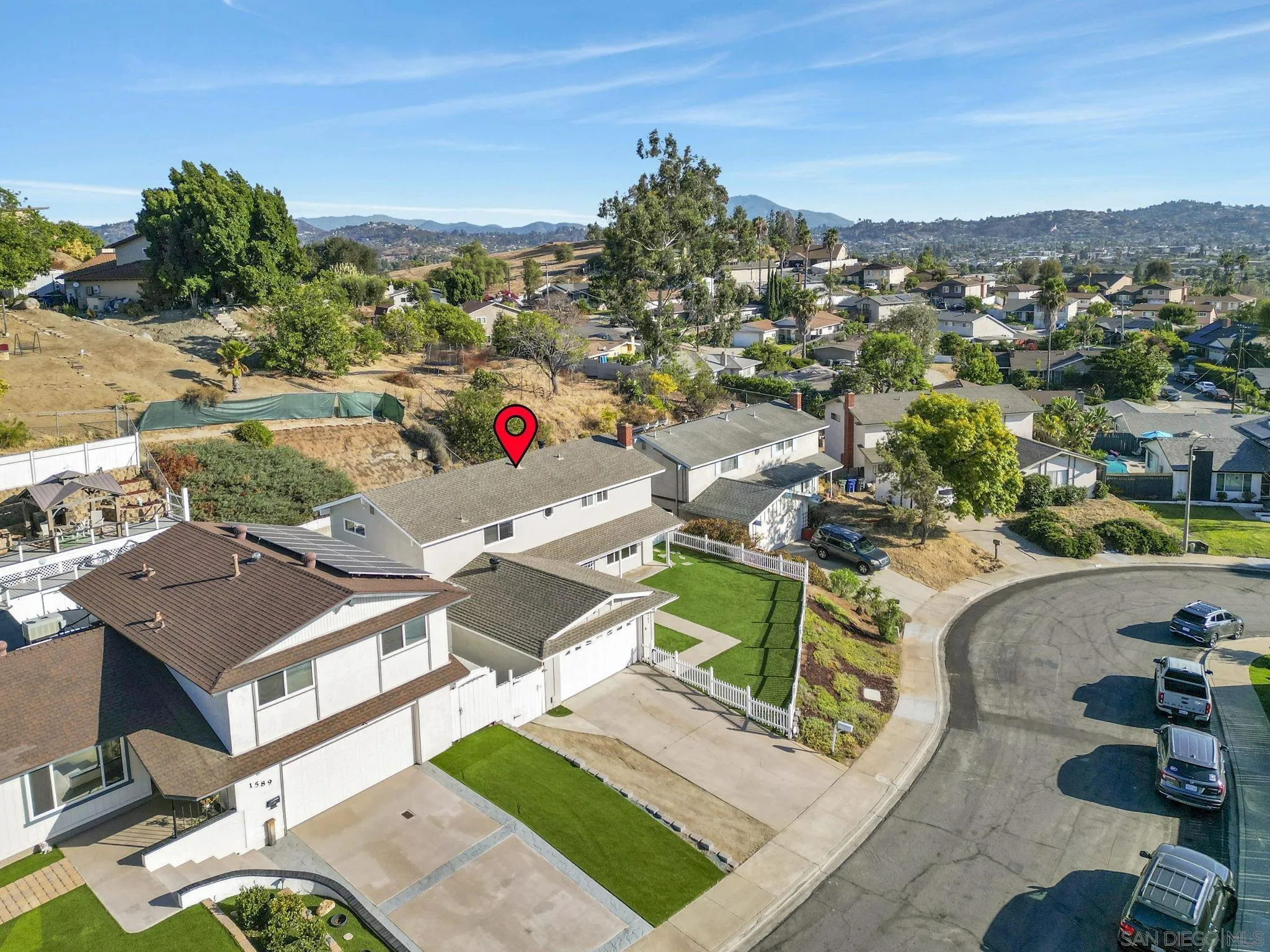 https://cdn.realtyfeed.com/cdn/127/260019121/d2fa761dadef2149112f47fd7cbbe01b.webp