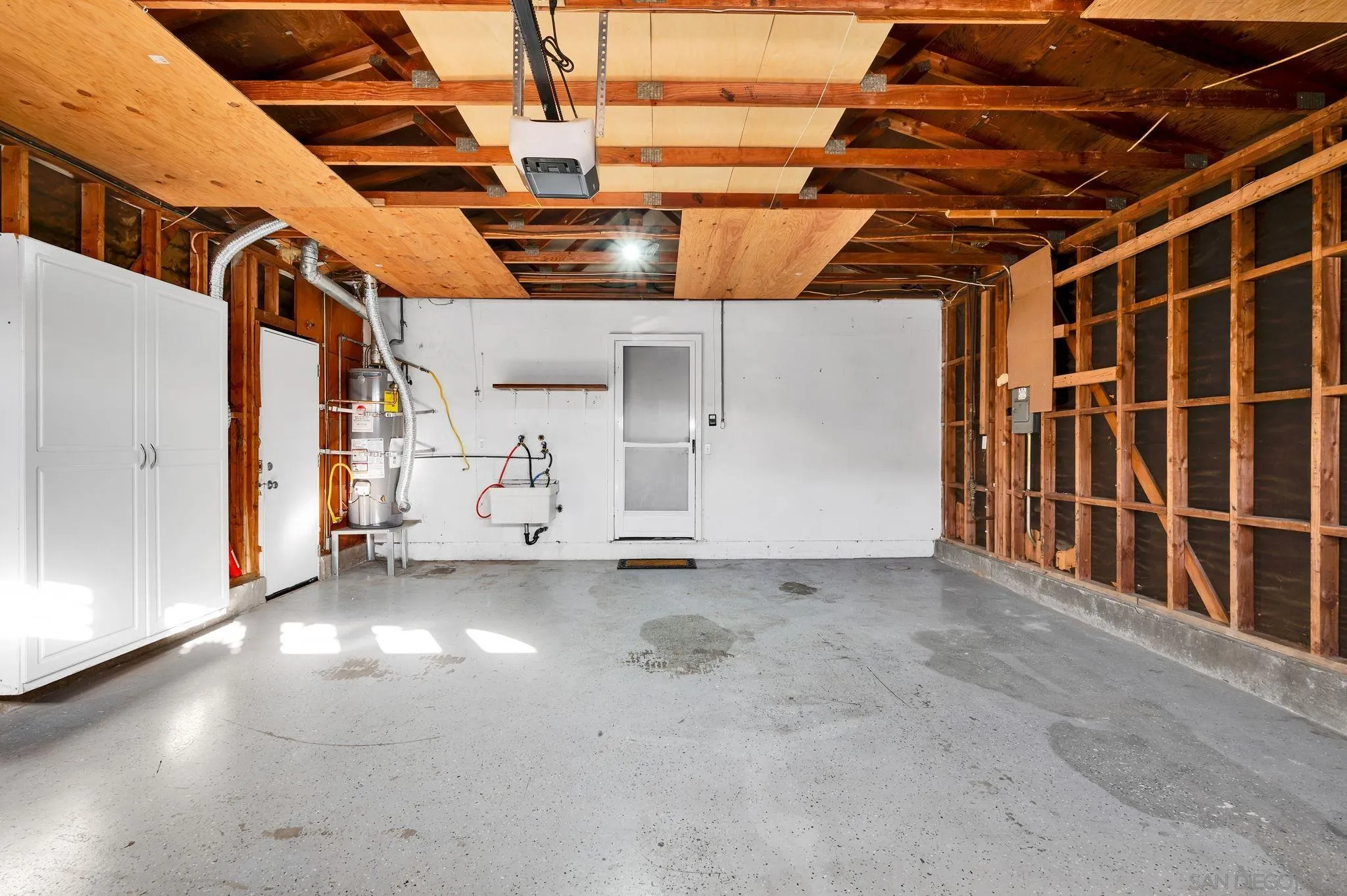 https://cdn.realtyfeed.com/cdn/127/260019121/d8cd1b055cf6bf95a1d9e2a8fb08ef50.webp