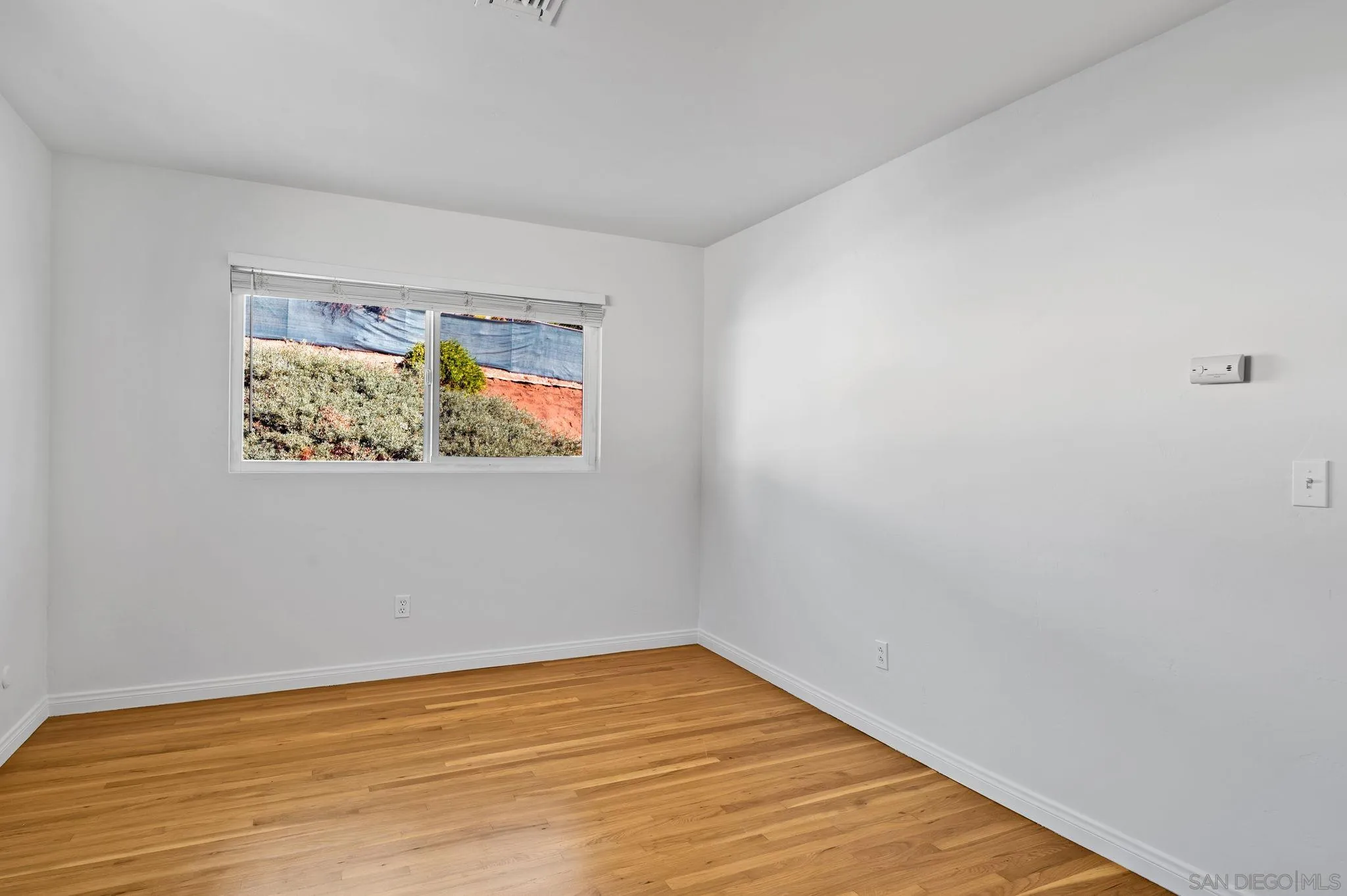 https://cdn.realtyfeed.com/cdn/127/260019121/dd636f132c447363fec8b4eabd550816.webp