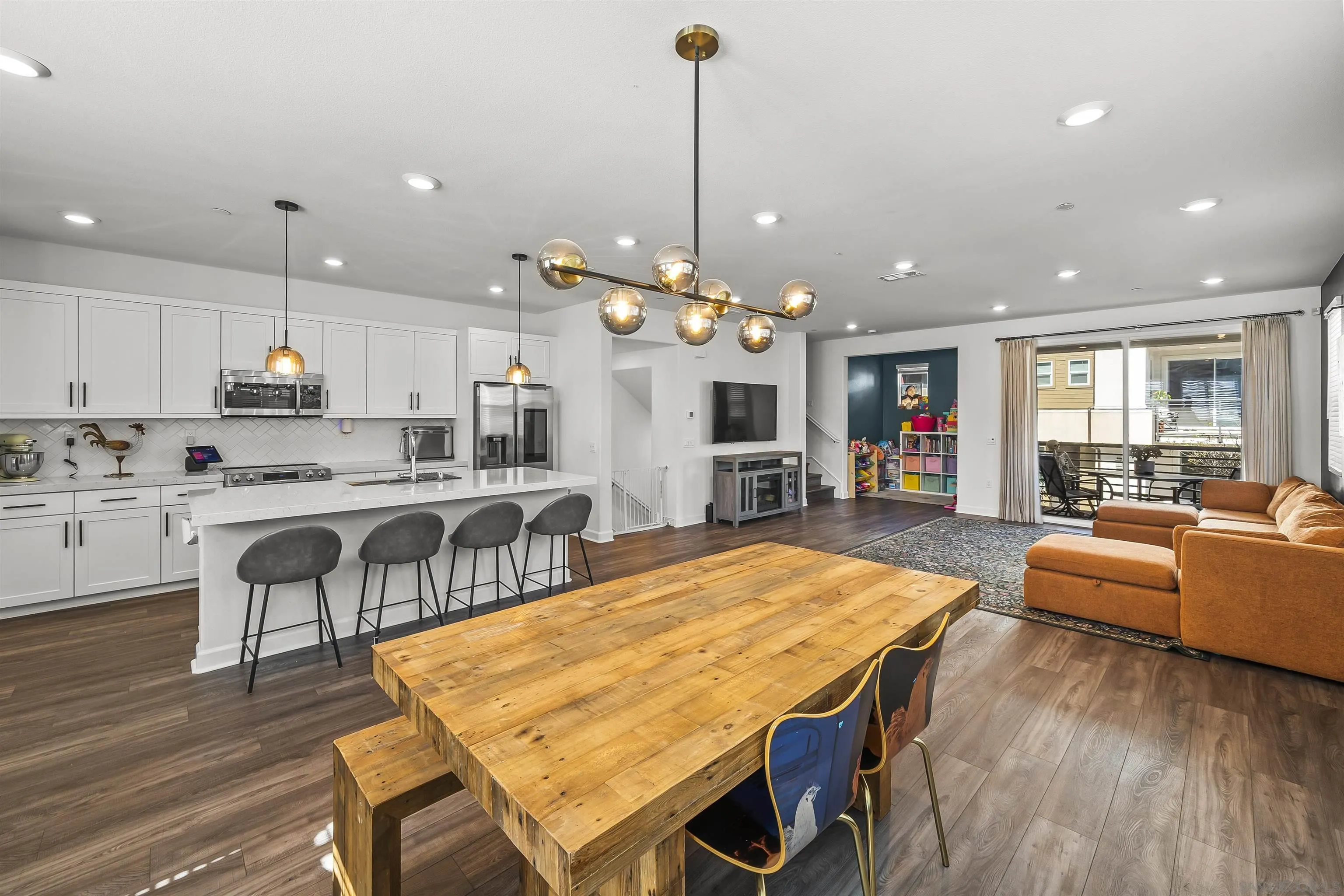 Photo #8: 260019124 Listing: Photo #8