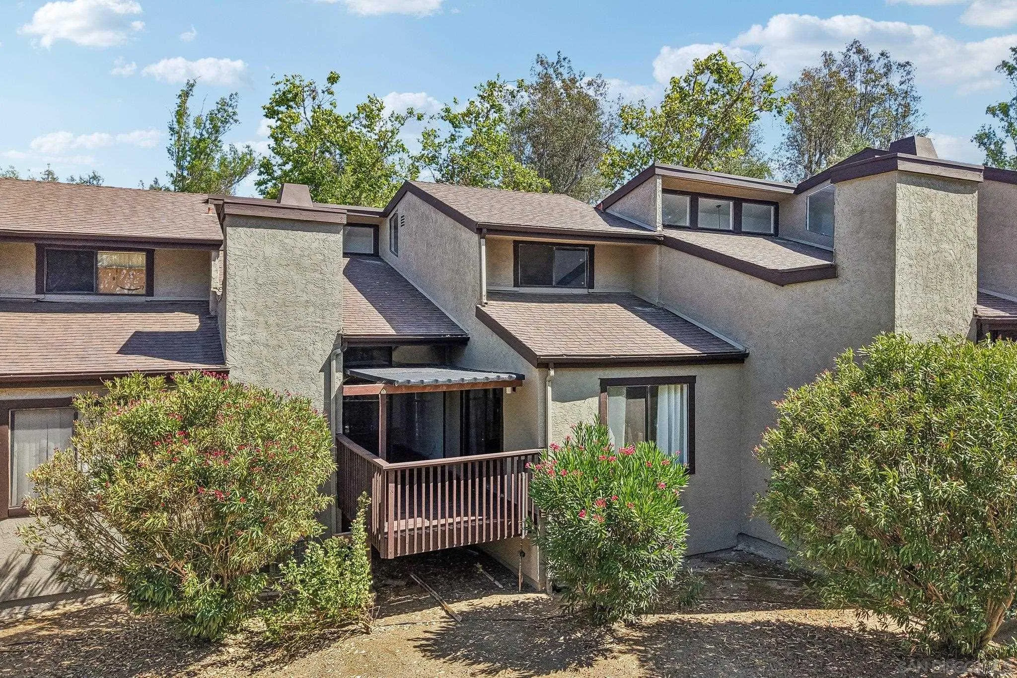 Photo #2: 260019128 Listing: Photo #2