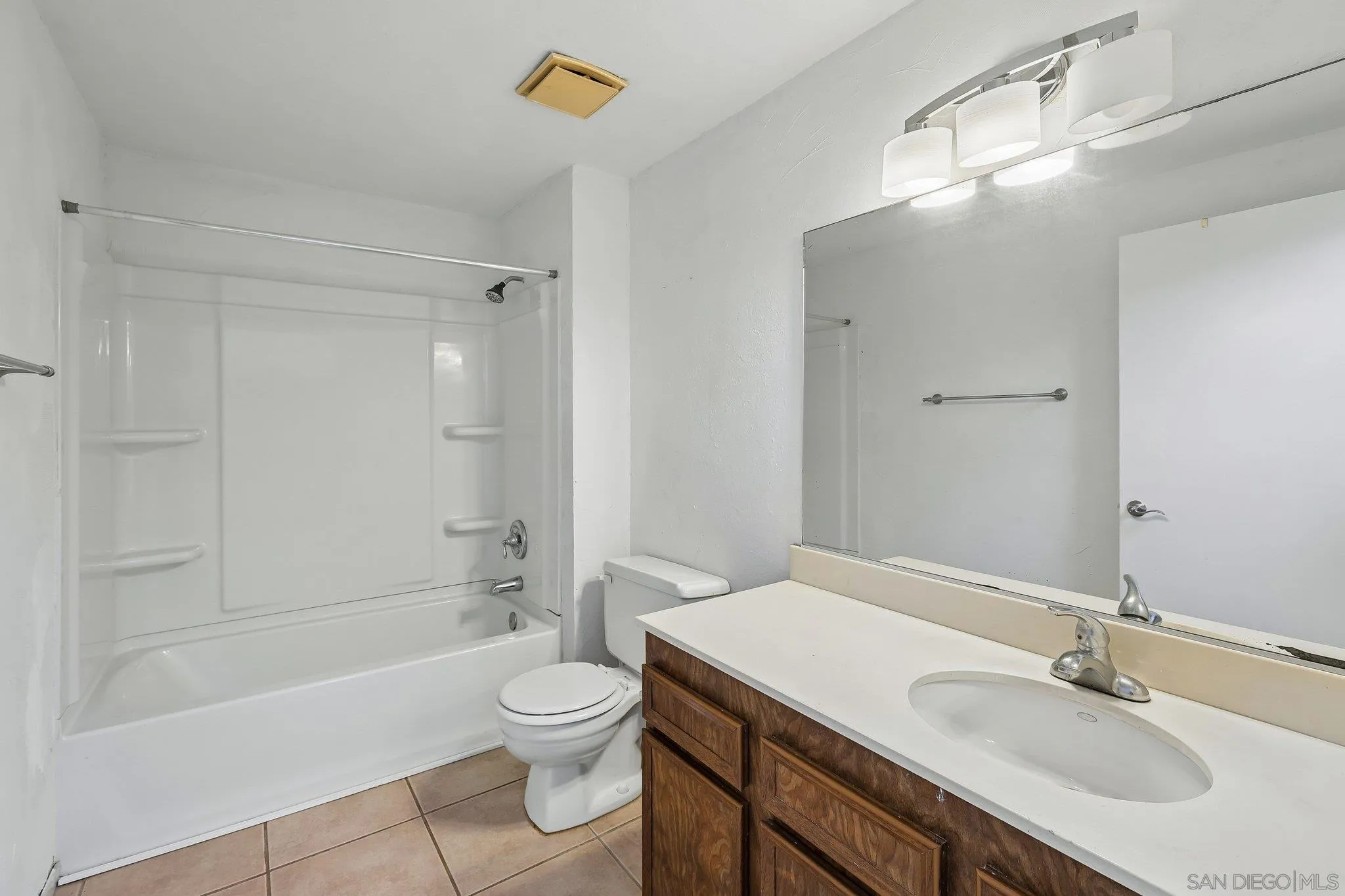 Photo #16: 260019128 Listing: Photo #16
