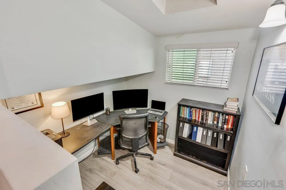 Photo #18: 260019130 Listing: Photo #18