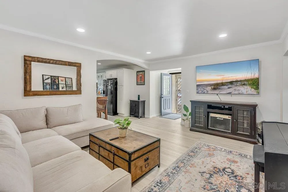 Photo #10: 260019130 Listing: Photo #10