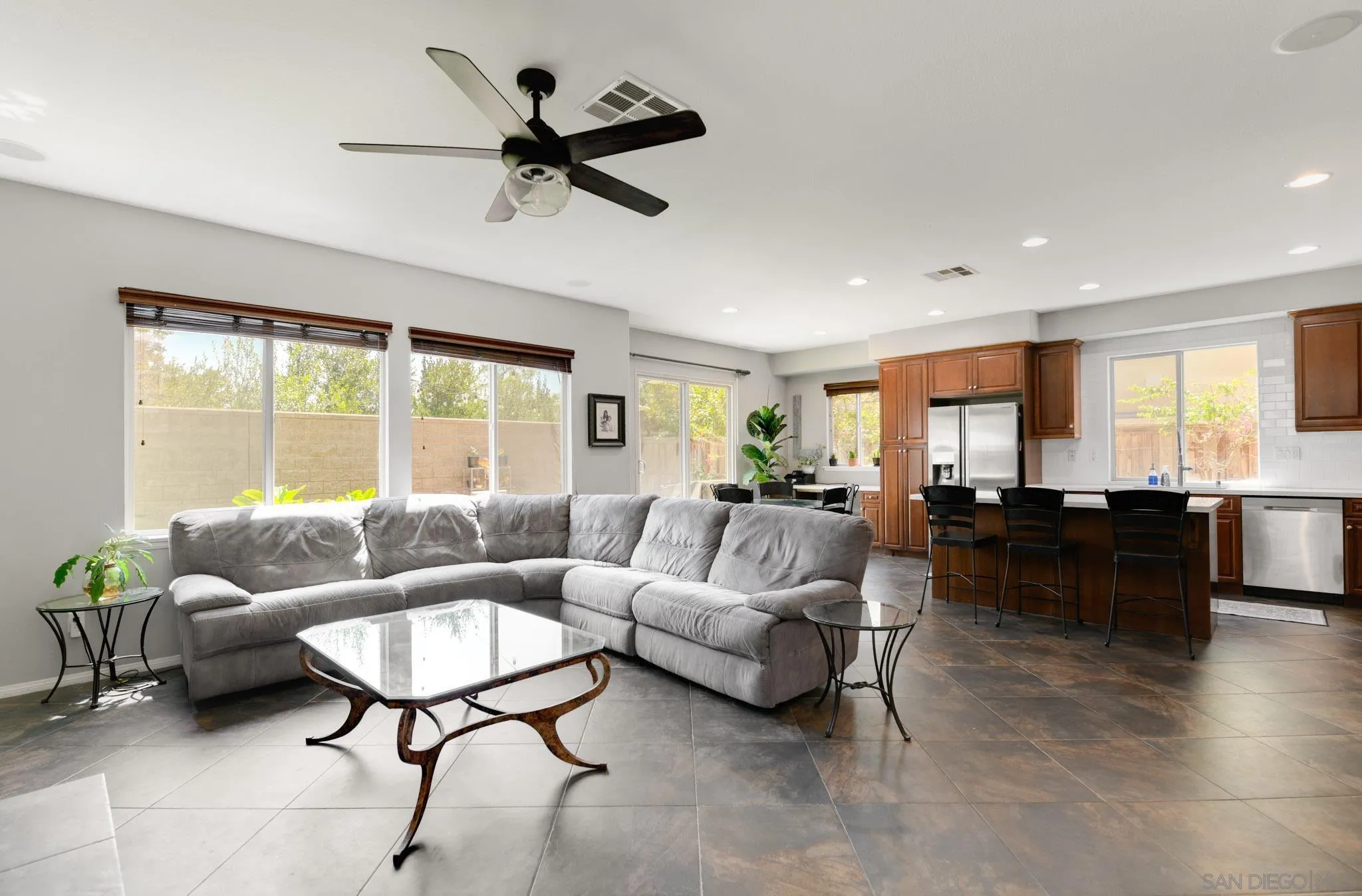 https://cdn.realtyfeed.com/cdn/127/260019132/6fd0454d98789bf0e2b371776846e60d.webp