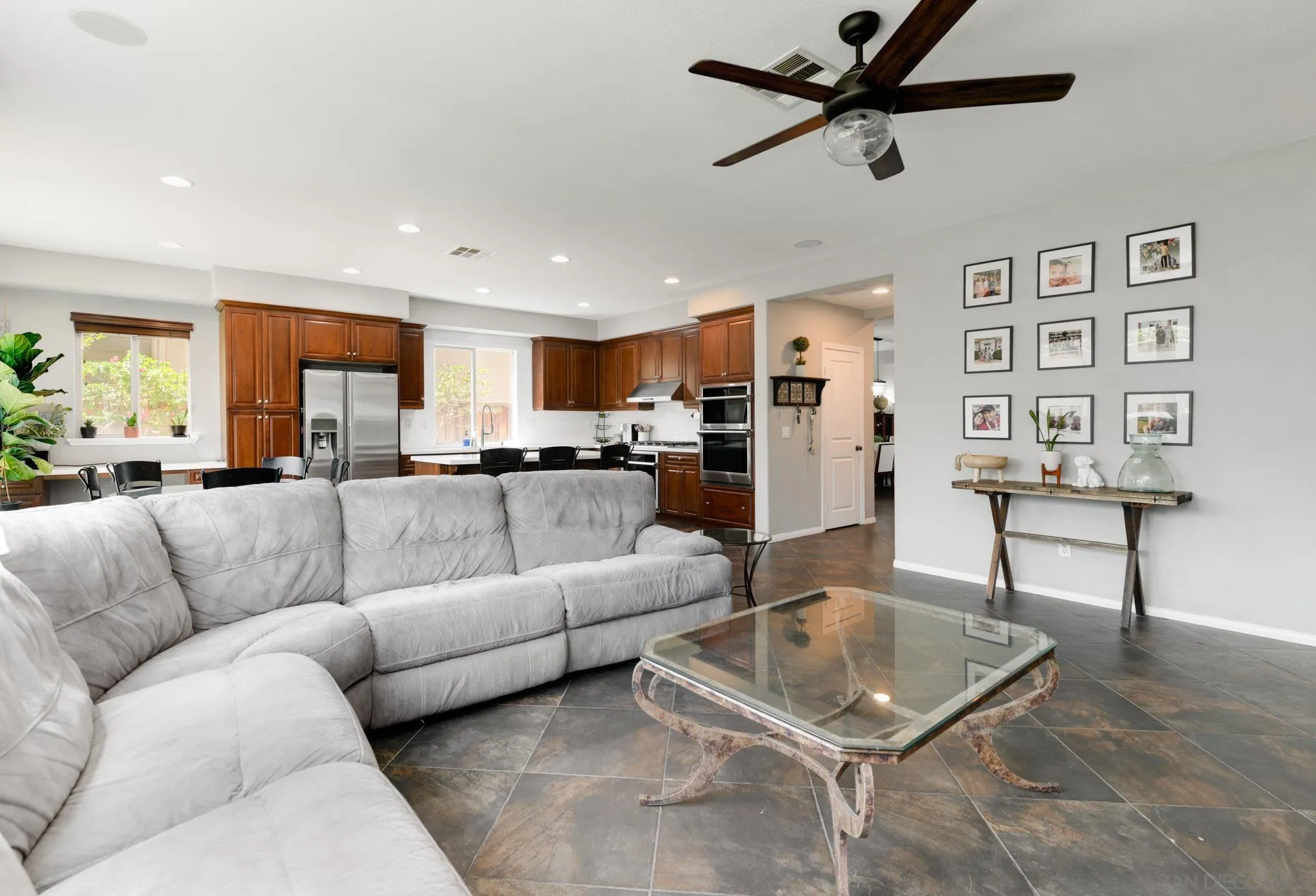 https://cdn.realtyfeed.com/cdn/127/260019132/9460bde357e4ef1cbfeaee5c4159f72d.webp