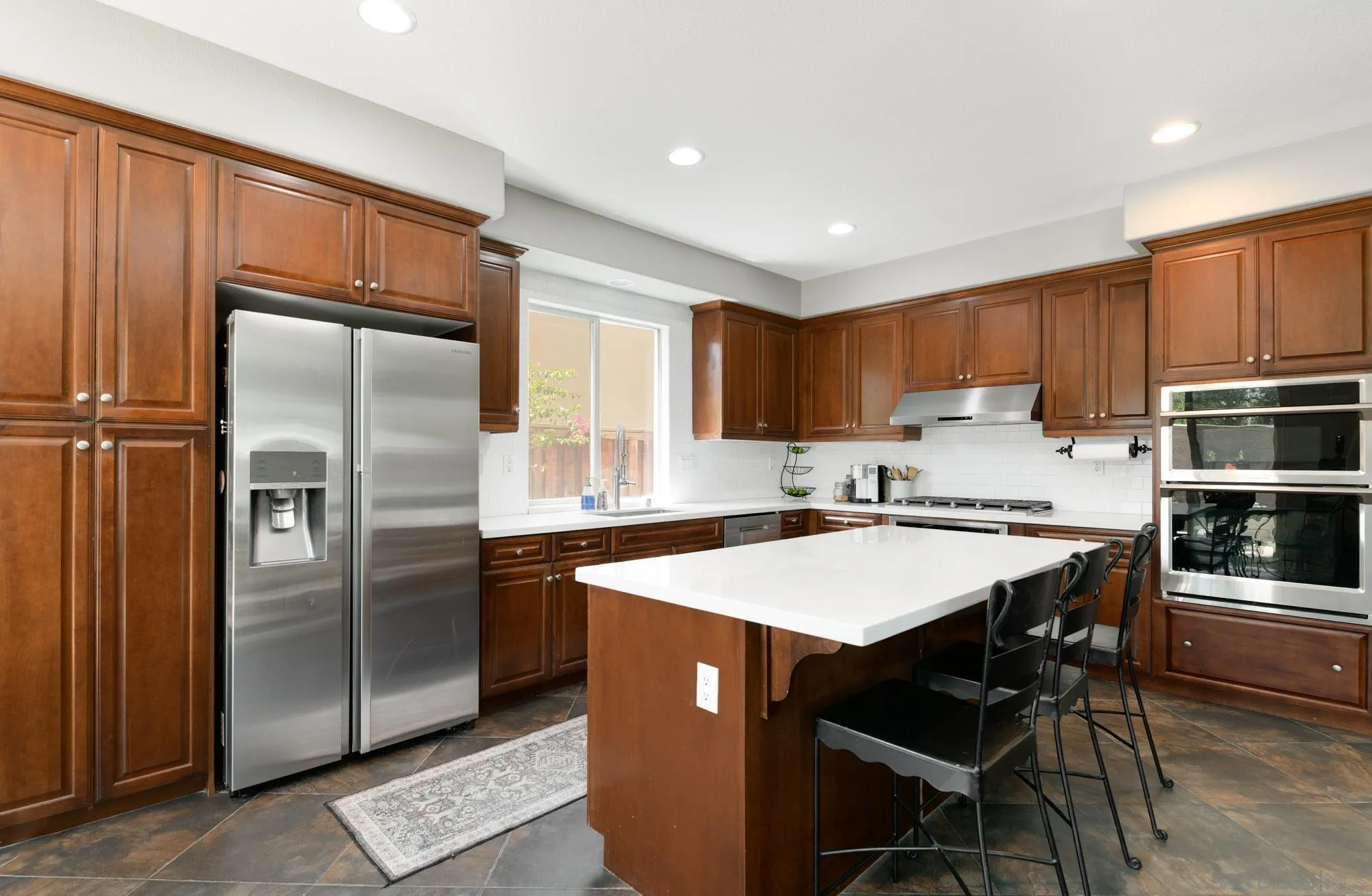 https://cdn.realtyfeed.com/cdn/127/260019132/c5b439ab7fed4afa4739da02d7f5c682.webp