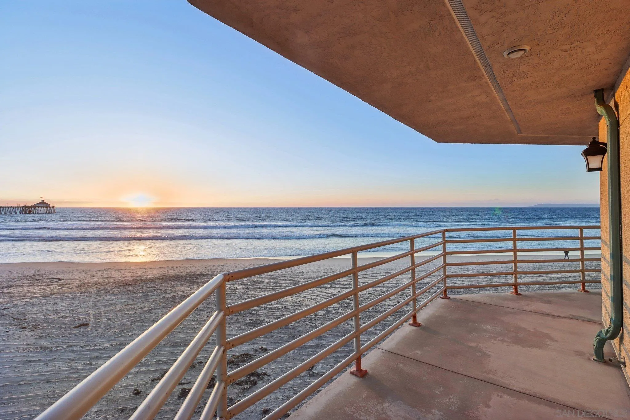 https://cdn.realtyfeed.com/cdn/127/260019134/56ad141b8d3a74637932f317de510428.webp