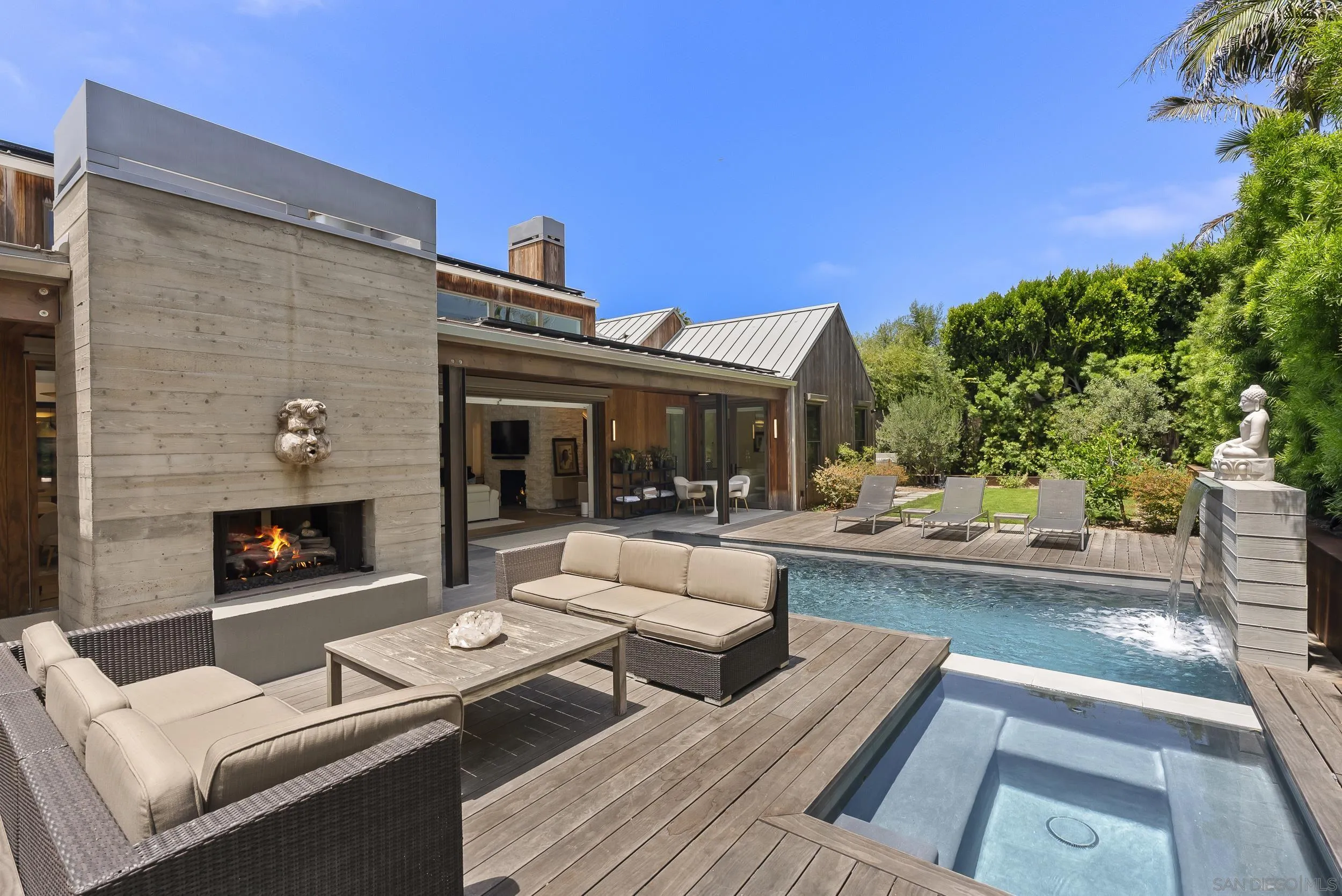 https://cdn.realtyfeed.com/cdn/127/260019135/003f193cff67139f314ac5386968ba0d.webp