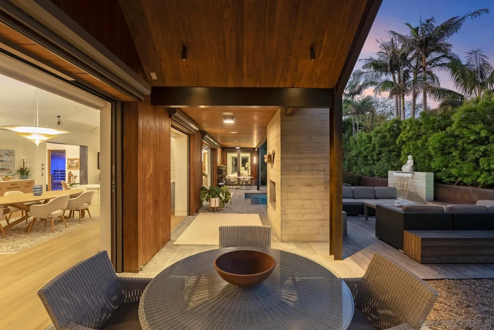 https://cdn.realtyfeed.com/cdn/127/260019135/59ba926522dbca9e132a561e7c9e67b3.webp