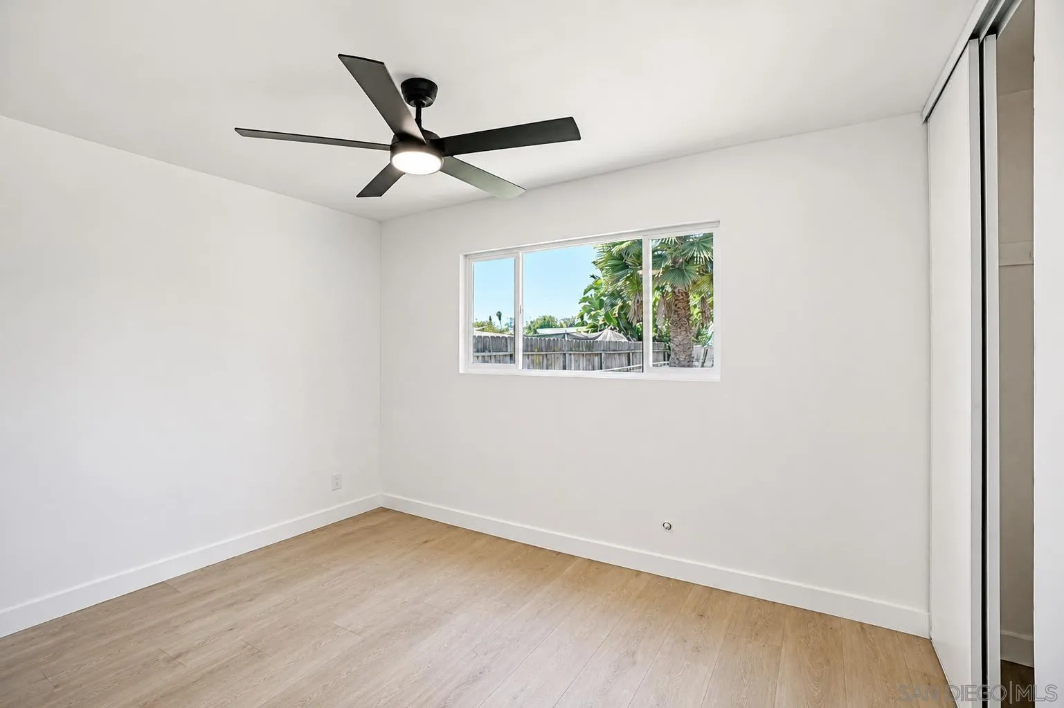 https://cdn.realtyfeed.com/cdn/127/260019137/bfe80db0ca45cf408bd87d8d7670ab68.webp
