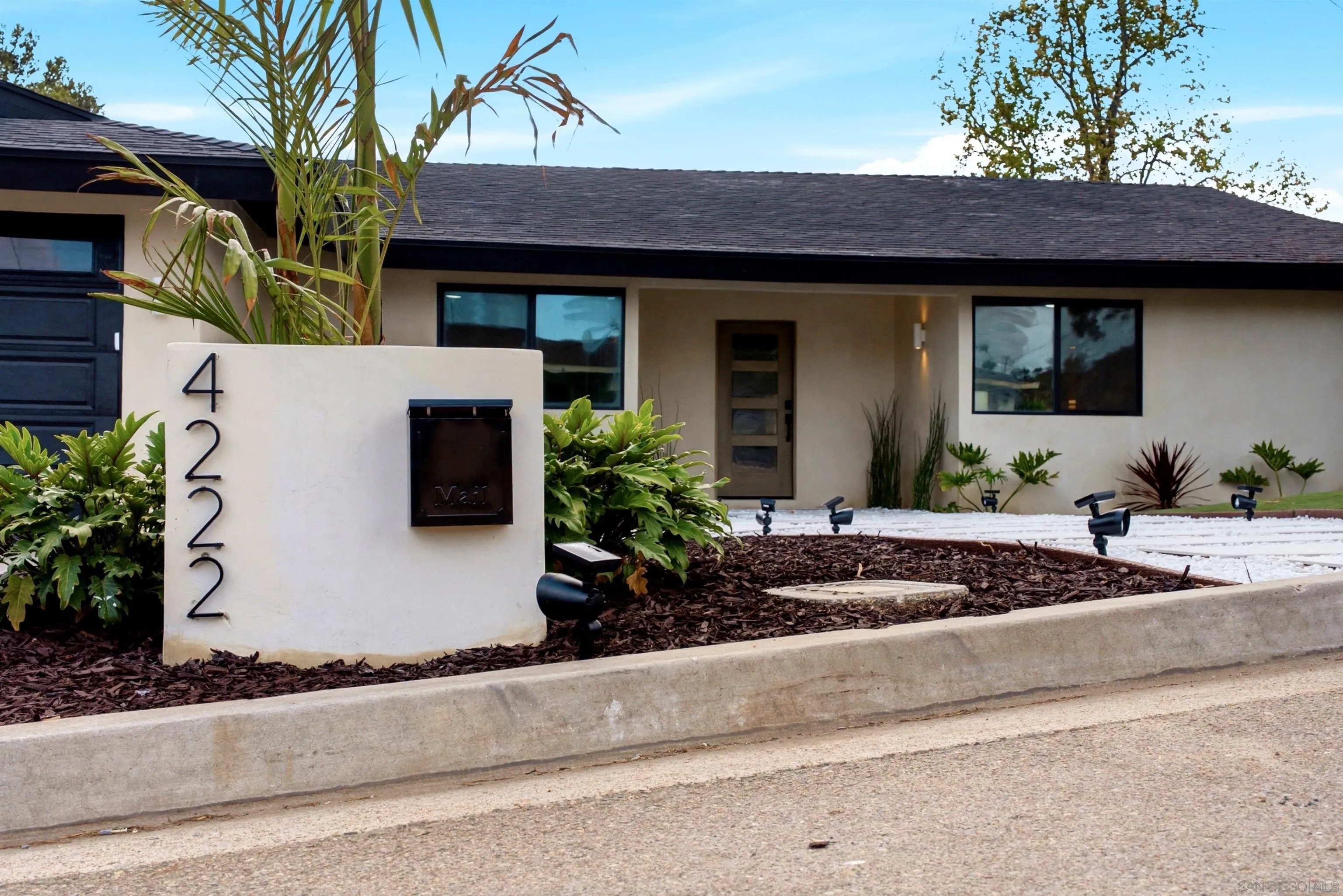 https://cdn.realtyfeed.com/cdn/127/260019139/1664fd6de0f173f33be683a39c093868.webp