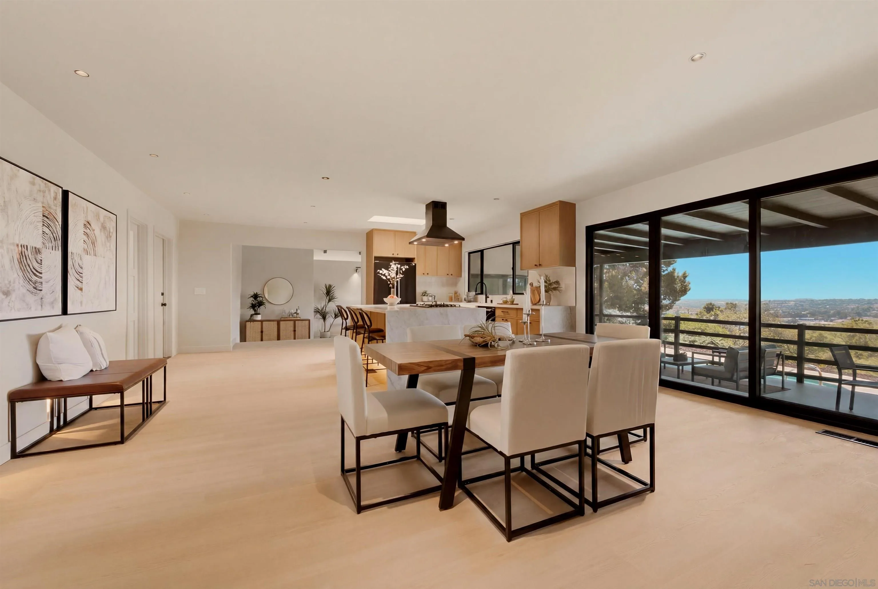 https://cdn.realtyfeed.com/cdn/127/260019139/3b08dda45349d2b305654a1da0bd49da.webp