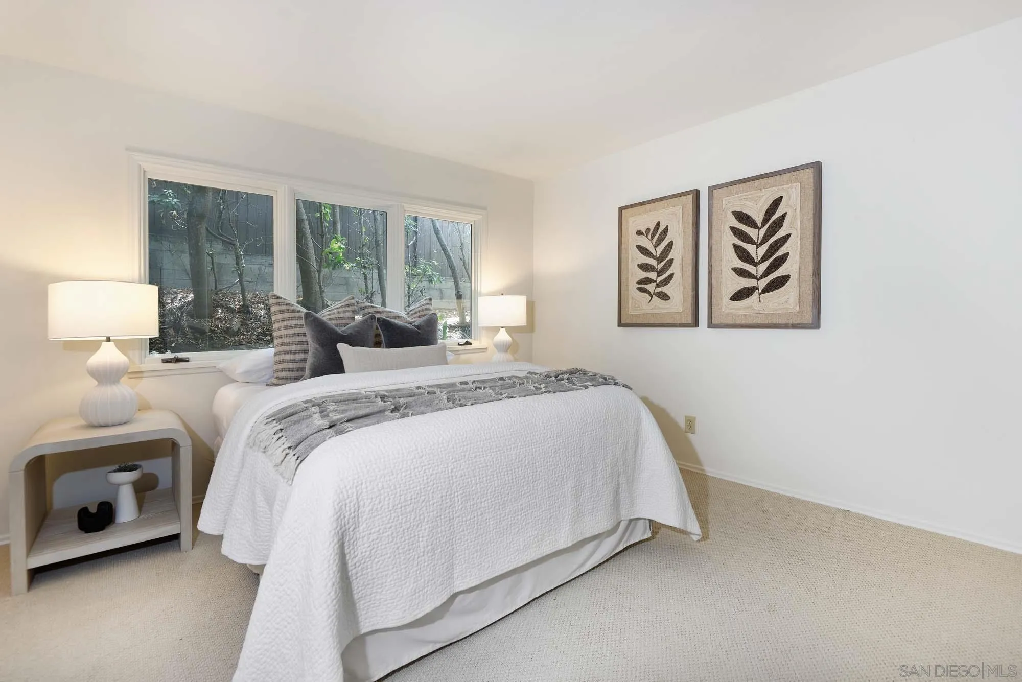 https://cdn.realtyfeed.com/cdn/127/260019142/19bdd85318fde1ec526a77494ffcfda7.webp