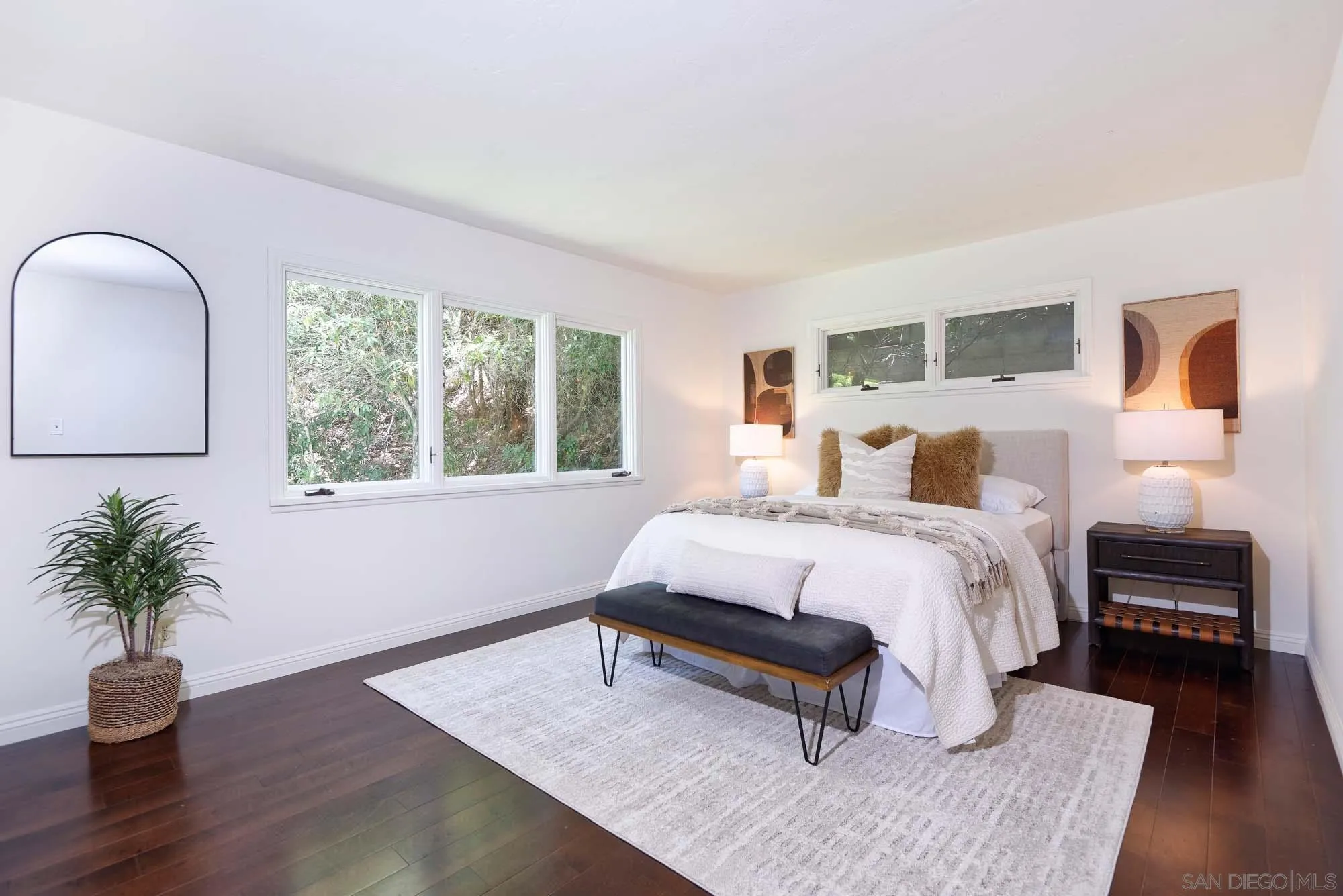 https://cdn.realtyfeed.com/cdn/127/260019142/5a2fdf8302a6982f09a2d41a8ab73c1d.webp