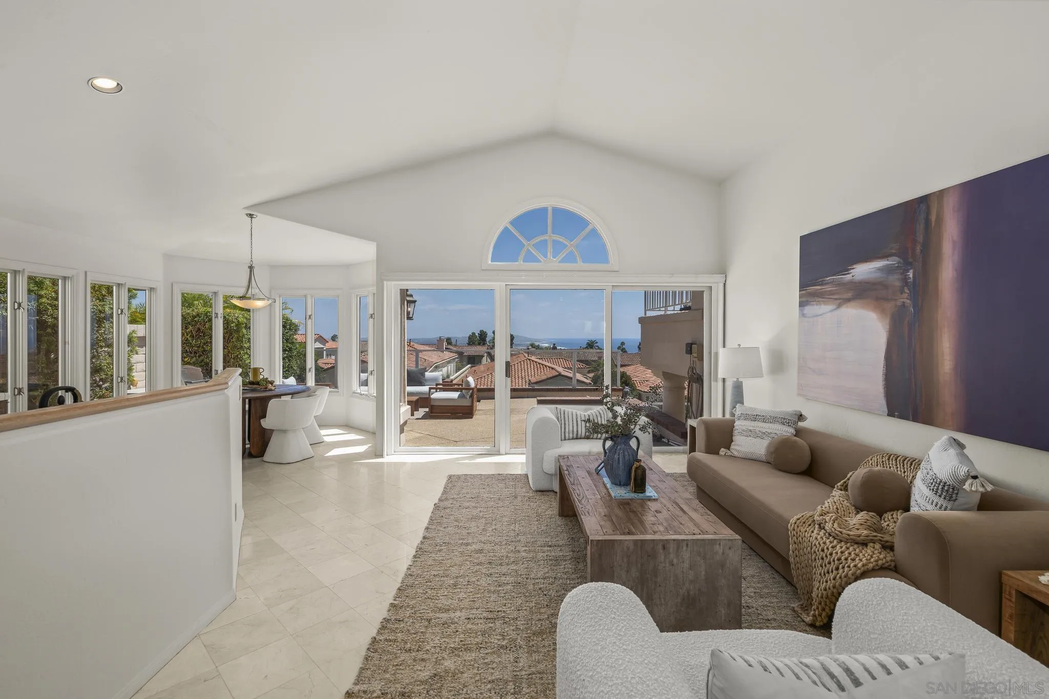 https://cdn.realtyfeed.com/cdn/127/260019143/226814c704ccfbaeec333f6e3fbafed2.webp