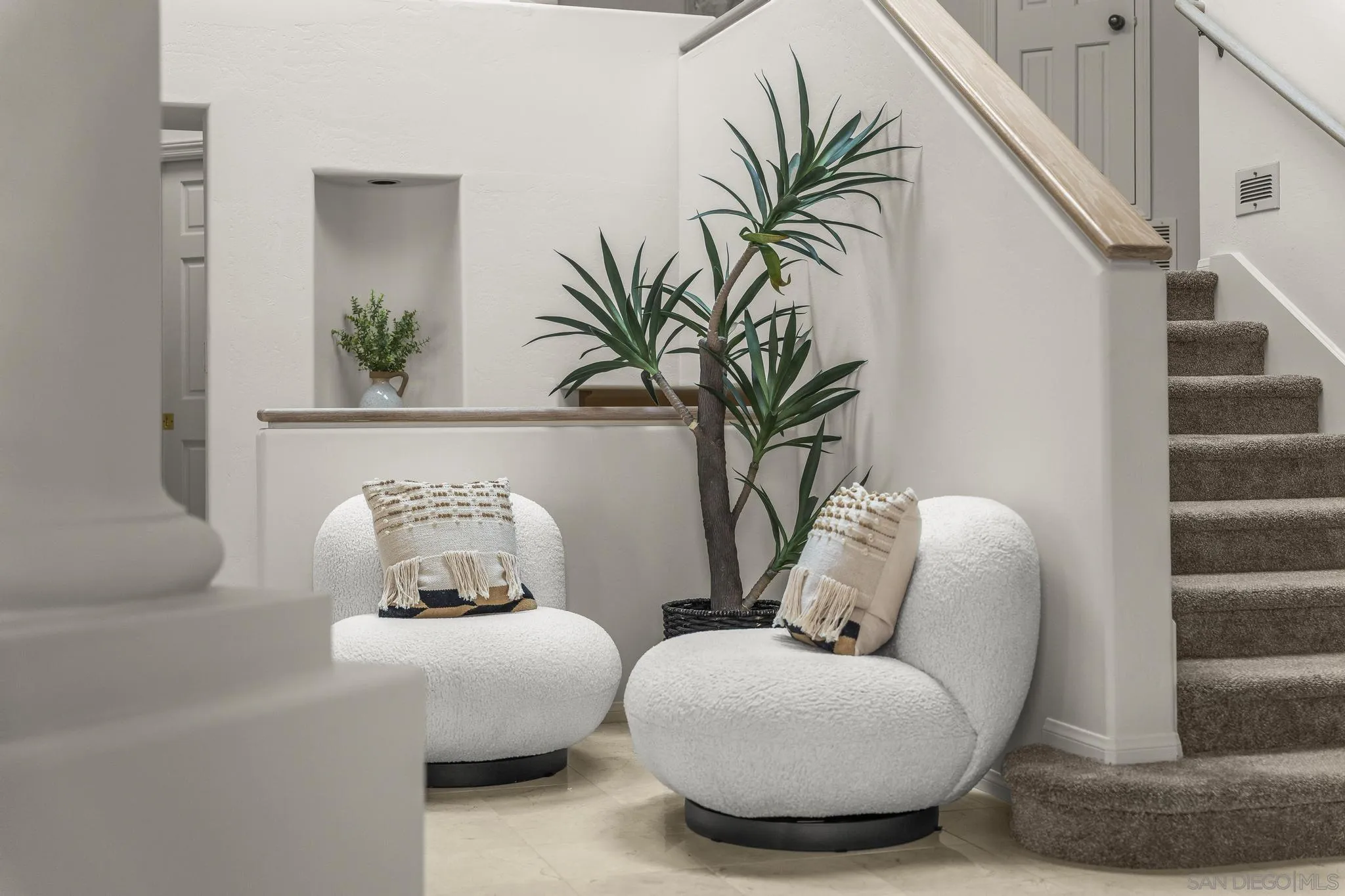 https://cdn.realtyfeed.com/cdn/127/260019143/a028a11dadf40e4f18170c2007a965c6.webp