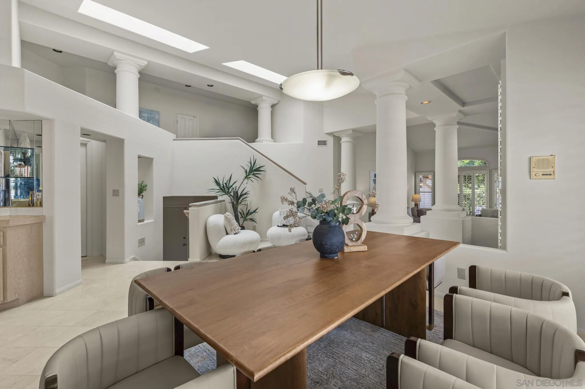 https://cdn.realtyfeed.com/cdn/127/260019143/be431a368a0c627b302d1166605c0c03.webp