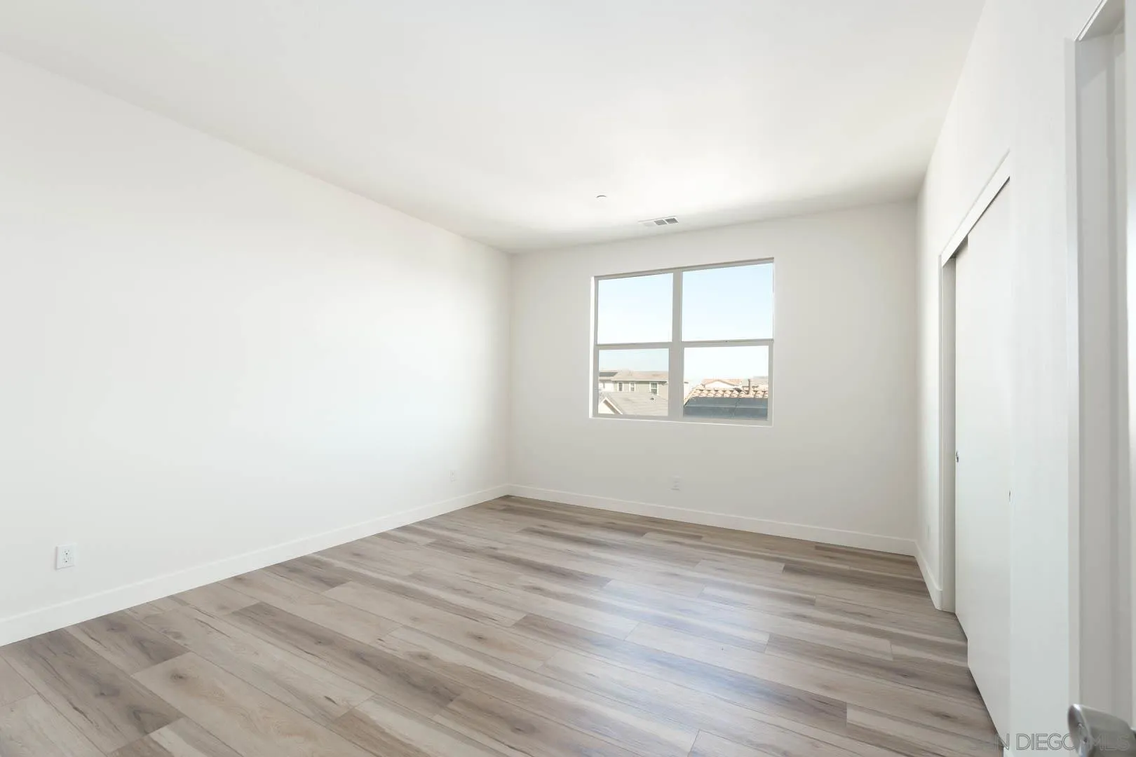 Photo #13: 260019144 Listing: Photo #13