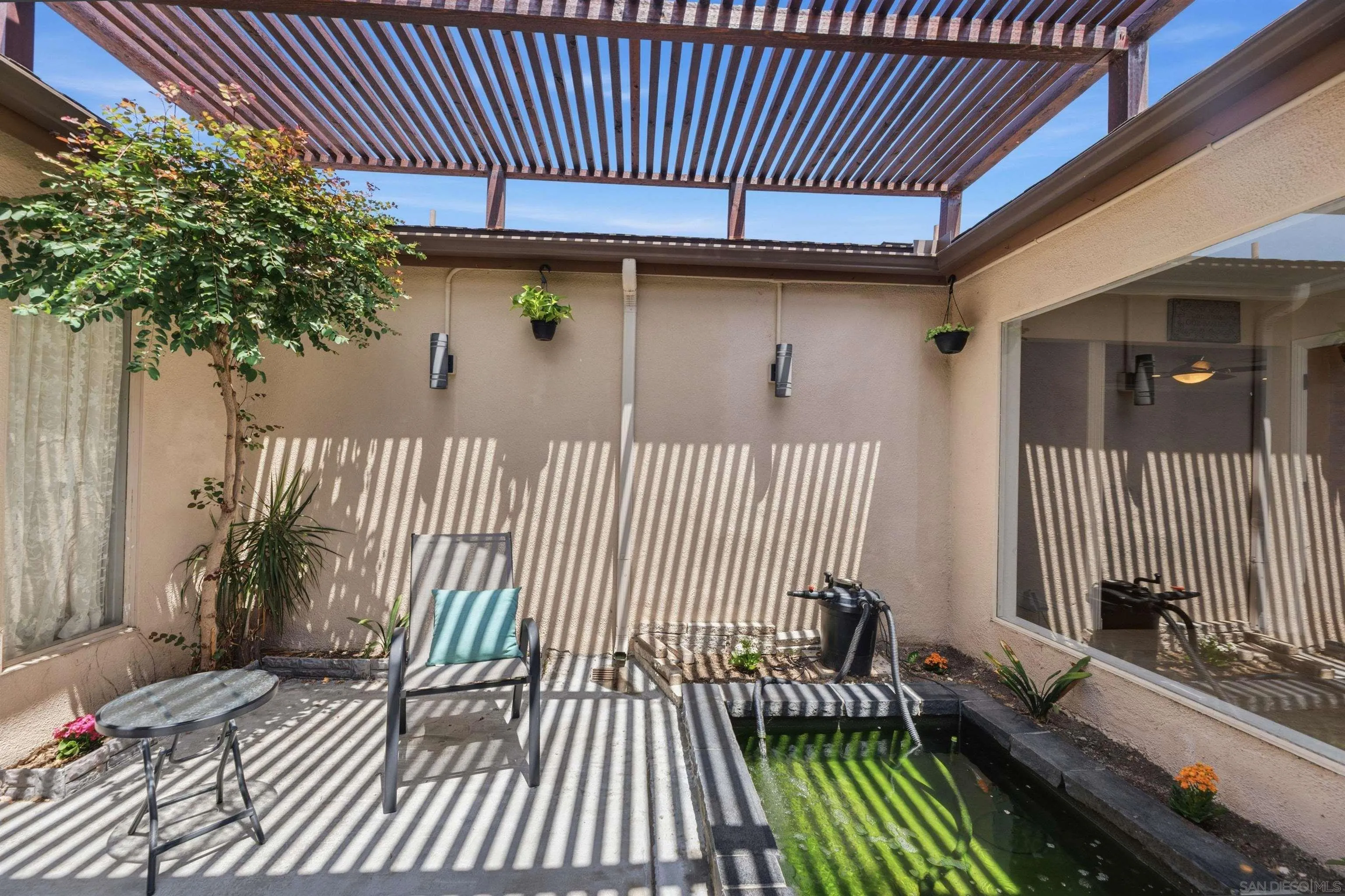 https://cdn.realtyfeed.com/cdn/127/260019148/127fc486825cca52d649eb6adf33ec3c.webp