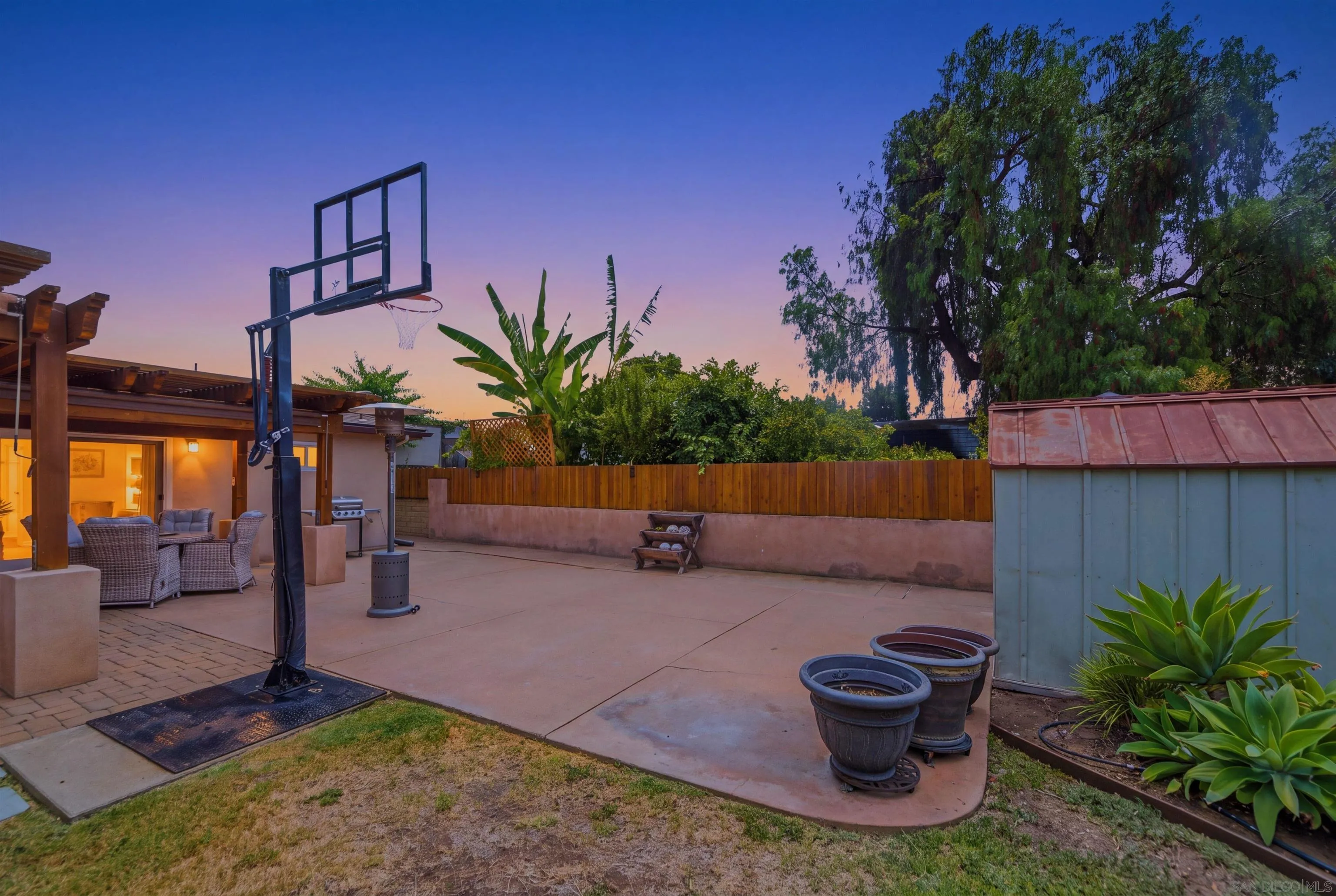 https://cdn.realtyfeed.com/cdn/127/260019148/23e83d83ca6bc64add34bac6243522fd.webp