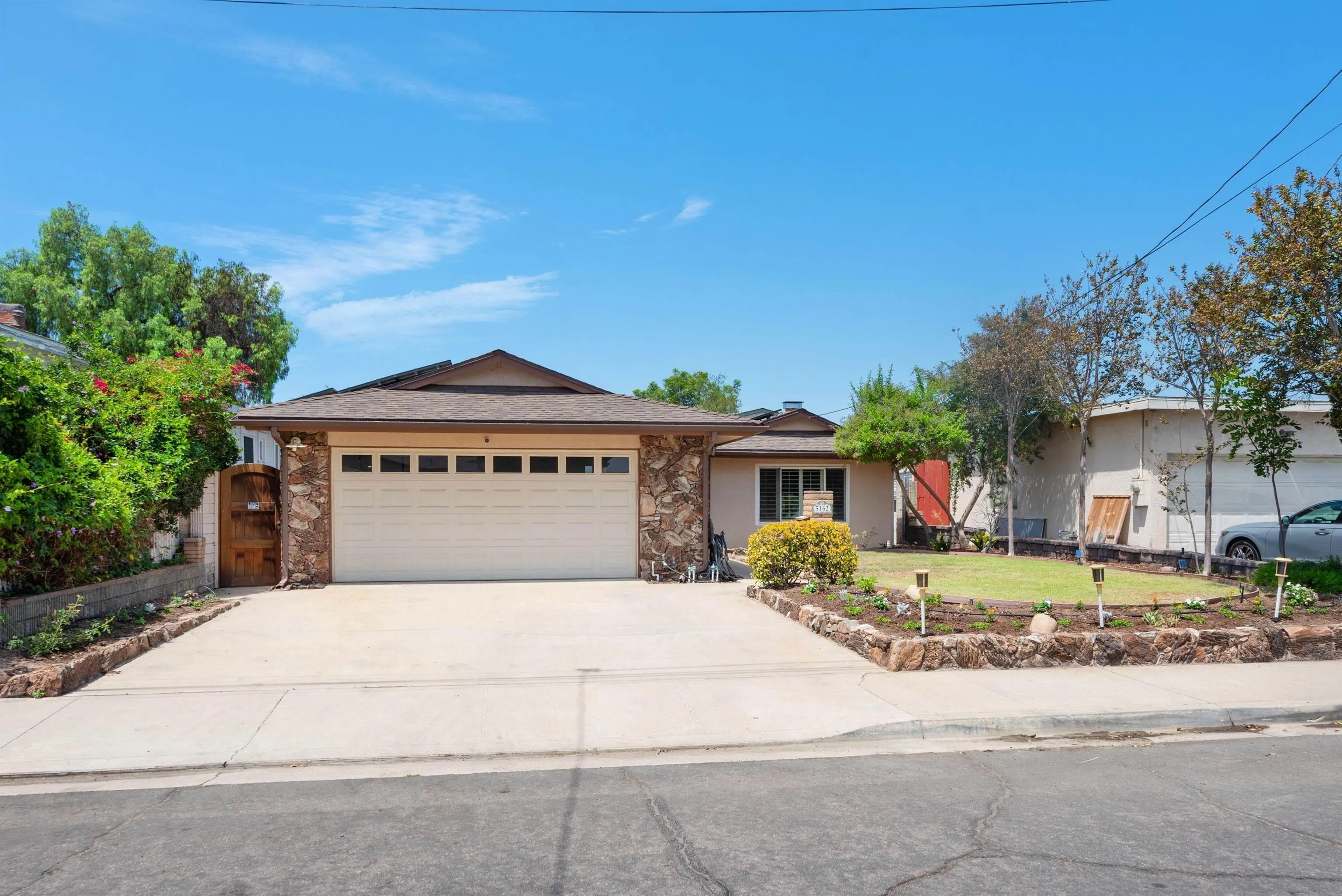 https://cdn.realtyfeed.com/cdn/127/260019148/8bed225629577f4ae62fc1a3143e8ecd.webp