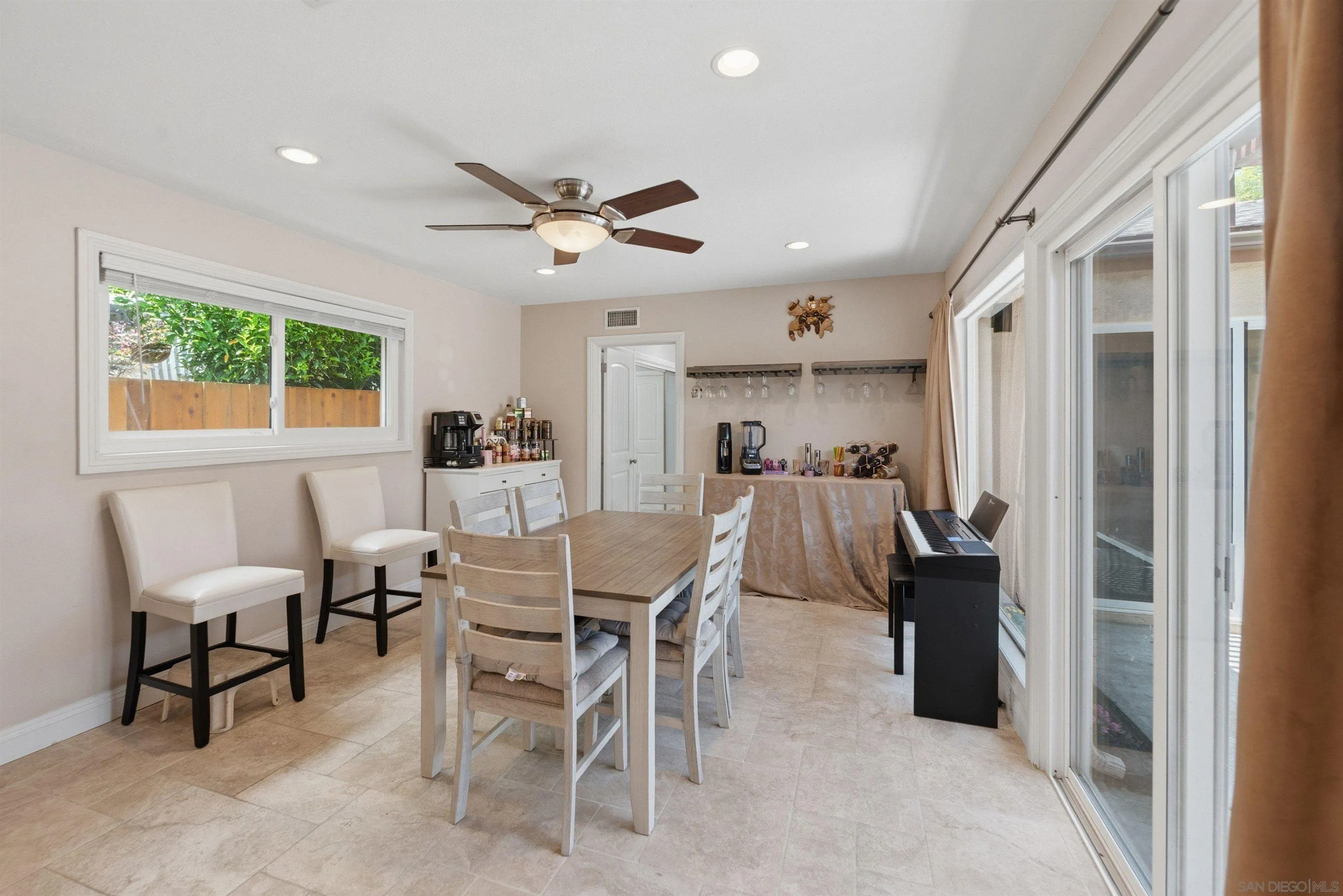 https://cdn.realtyfeed.com/cdn/127/260019148/cd45e66c0070ffc3b761ac8acb0efbd9.webp