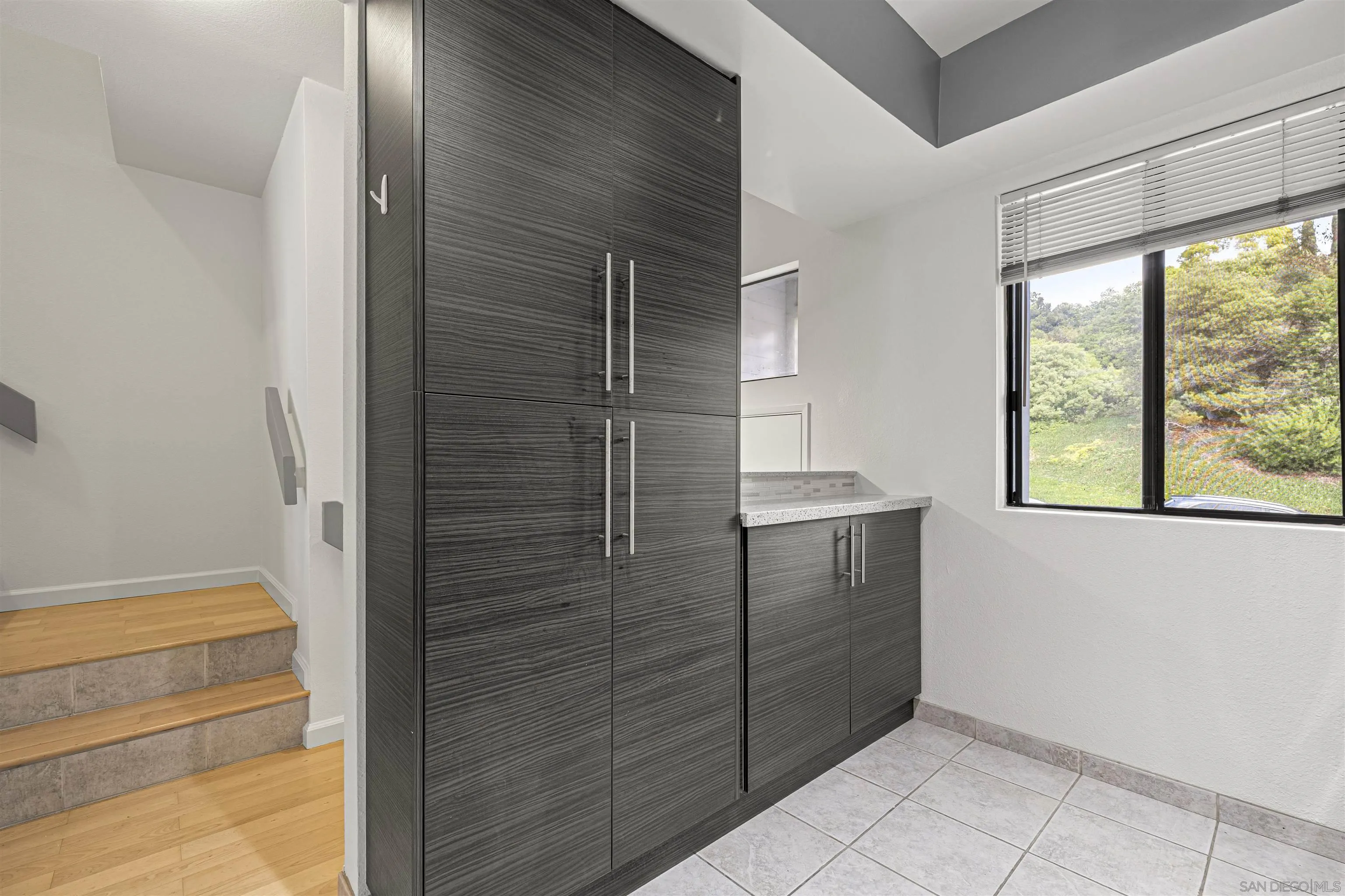 Photo #8: 260019149 Listing: Photo #8
