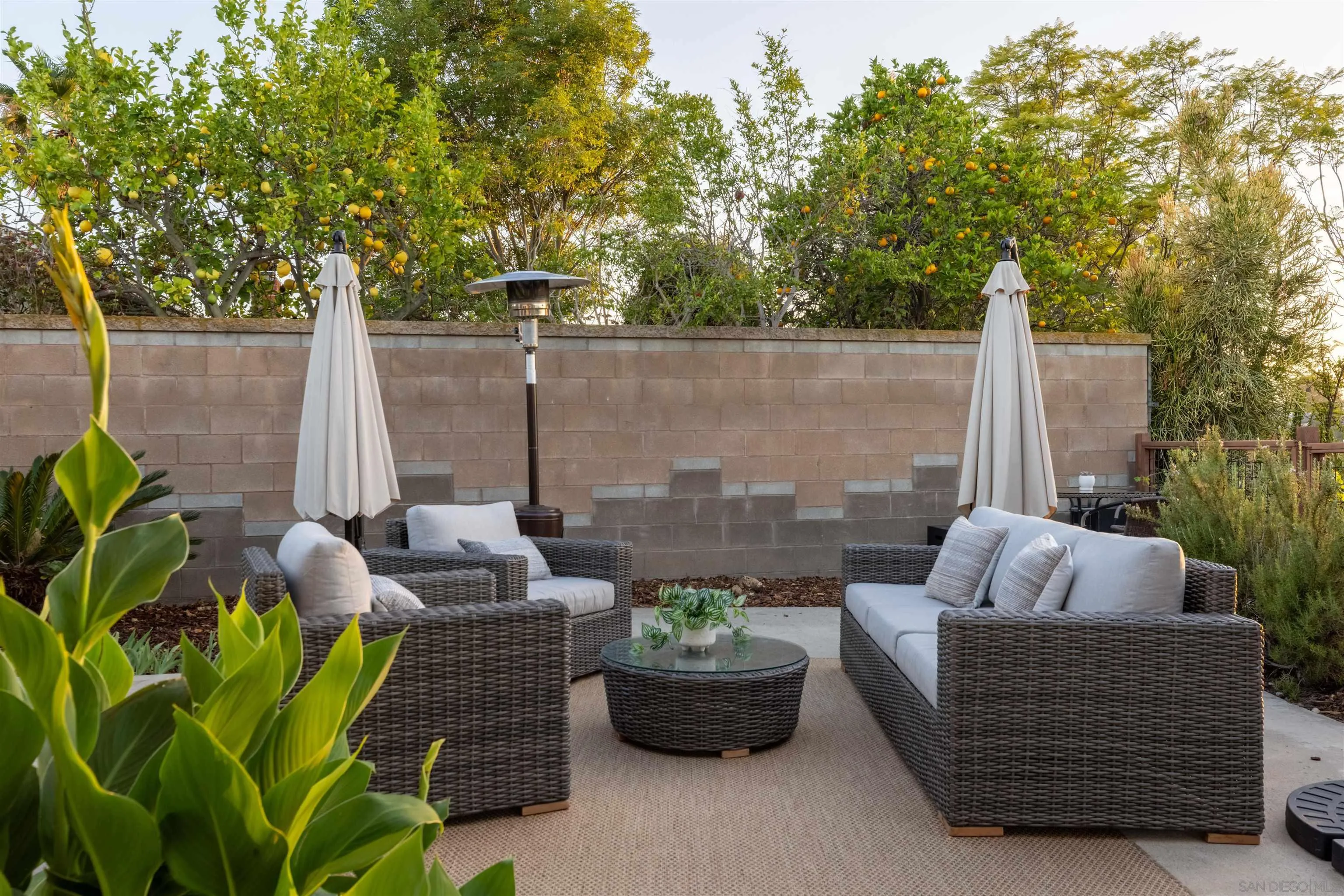https://cdn.realtyfeed.com/cdn/127/260019150/46e01941c60e29effdfd0a094ceff4f0.webp