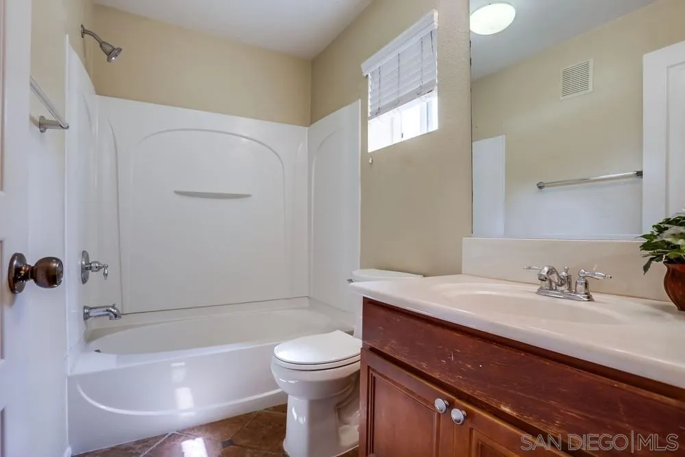 Photo #22: 260019153 Listing: Photo #22