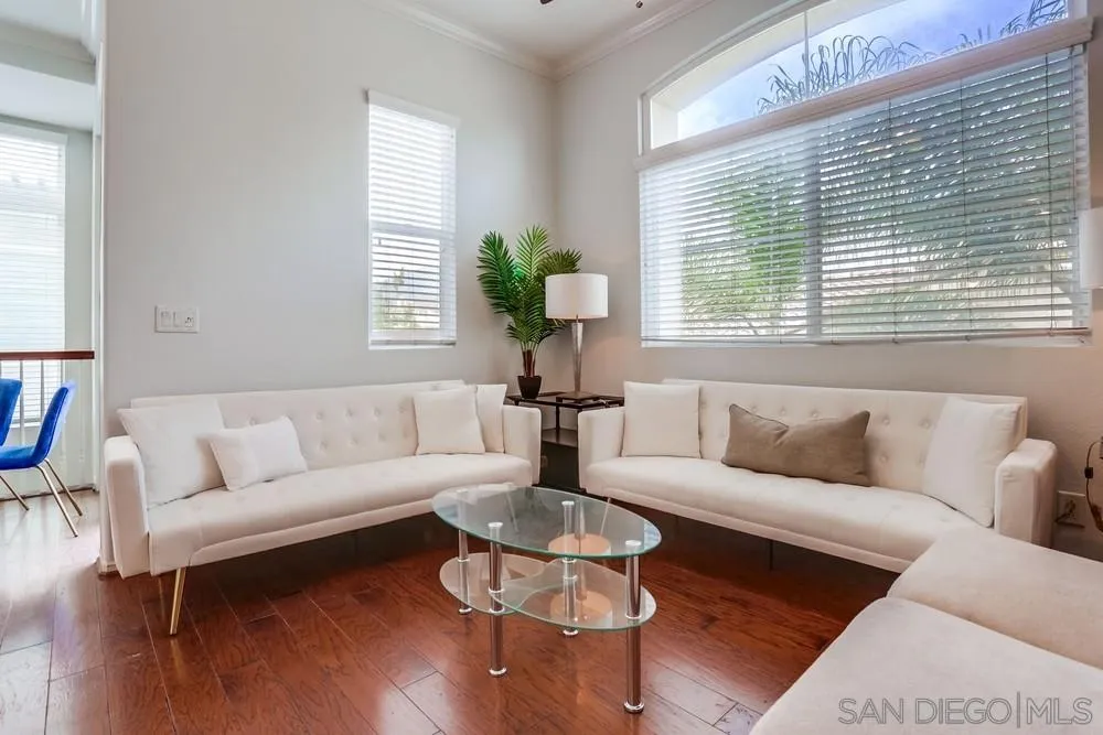 Photo #9: 260019153 Listing: Photo #9