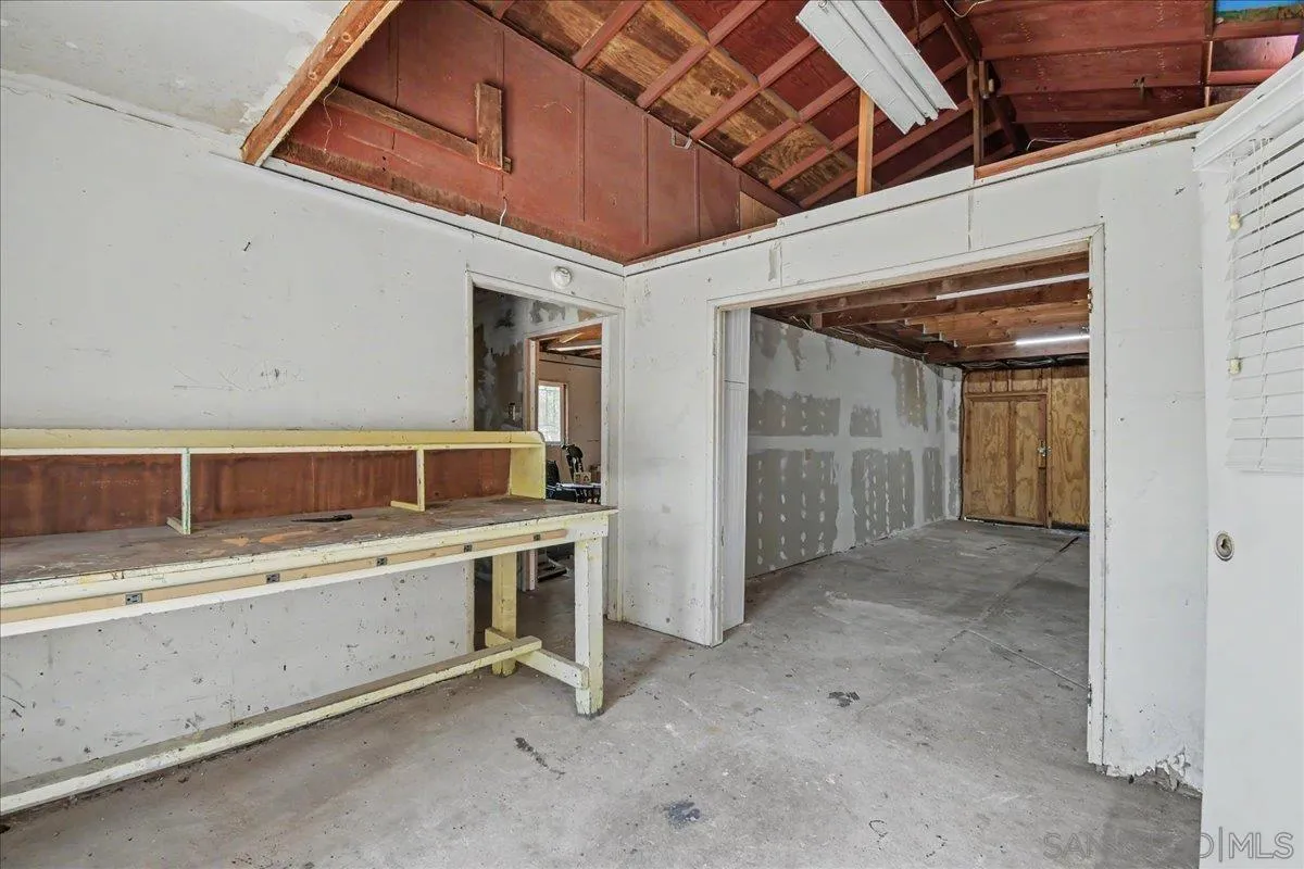 https://cdn.realtyfeed.com/cdn/127/260019157/1499fa28b6269f880a44bb9260eb61cb.webp
