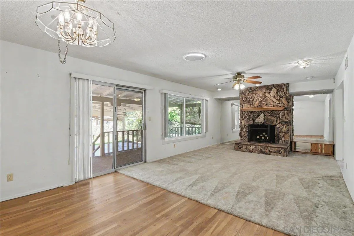 https://cdn.realtyfeed.com/cdn/127/260019157/9d749f326e2fe4d6810b4f94333a0657.webp