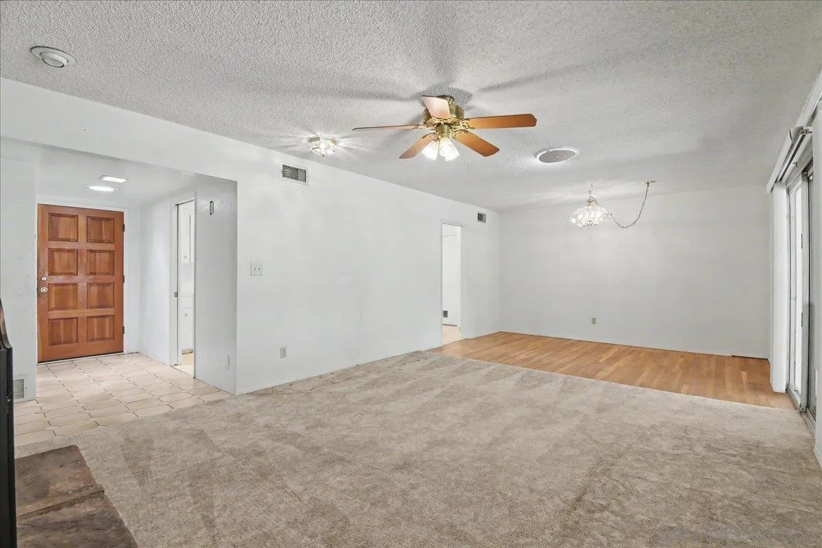https://cdn.realtyfeed.com/cdn/127/260019157/9e921e5d9592b90ebc11f72600bb20cf.webp