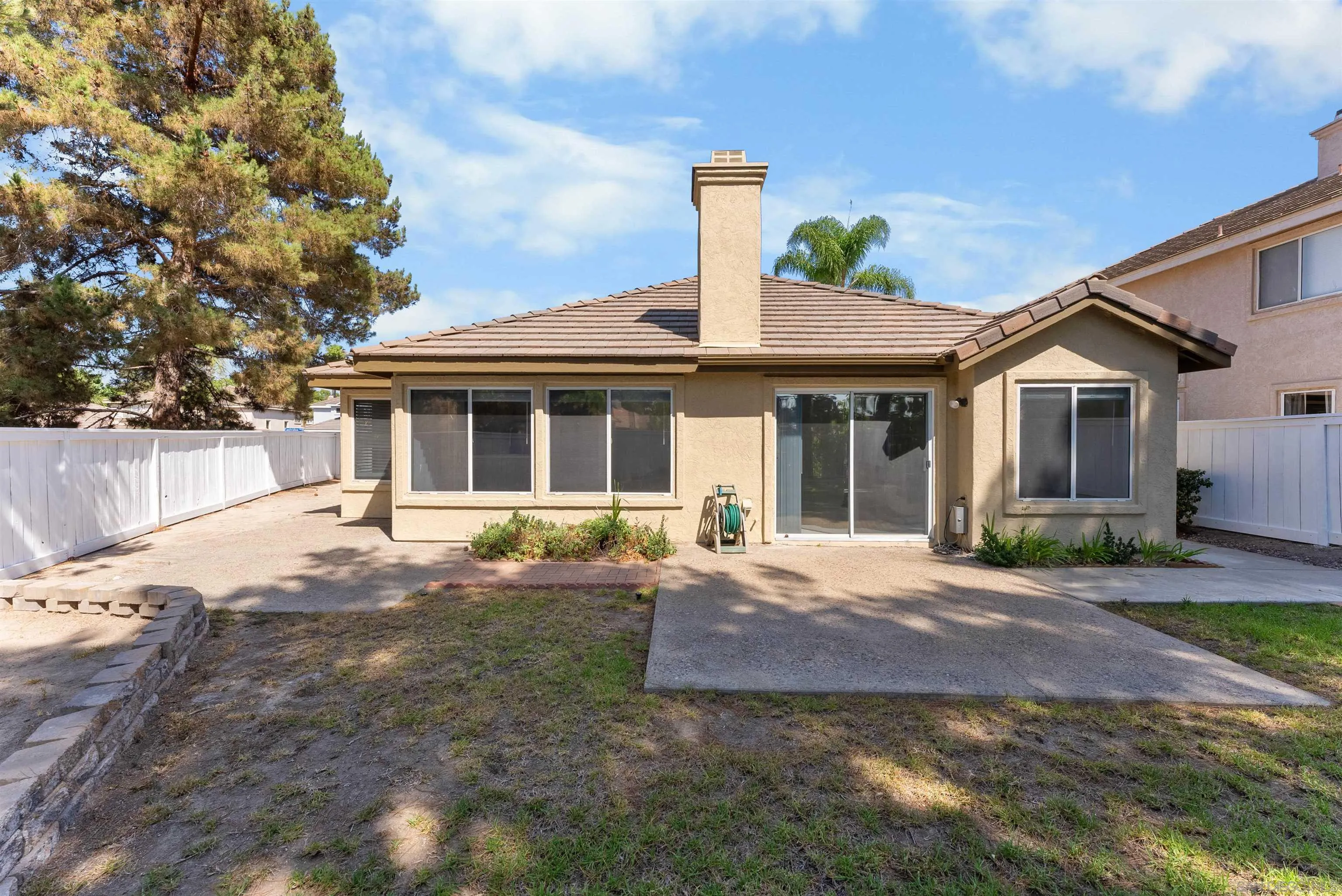 https://cdn.realtyfeed.com/cdn/127/260019160/68c42ebd98ad5ddd5b392370f56b320a.webp