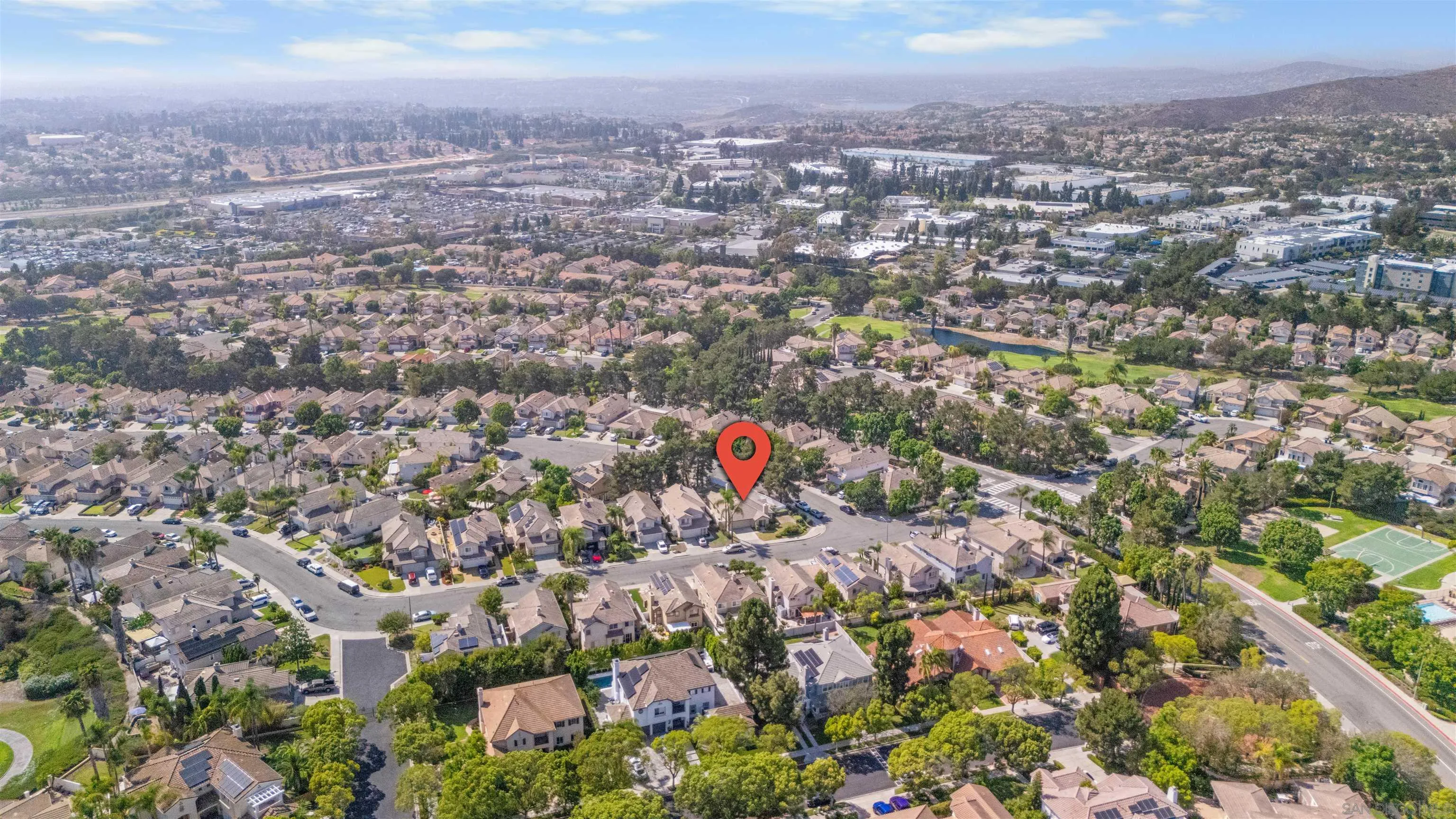 https://cdn.realtyfeed.com/cdn/127/260019160/7c1437677ca9015bd994df297c374bde.webp