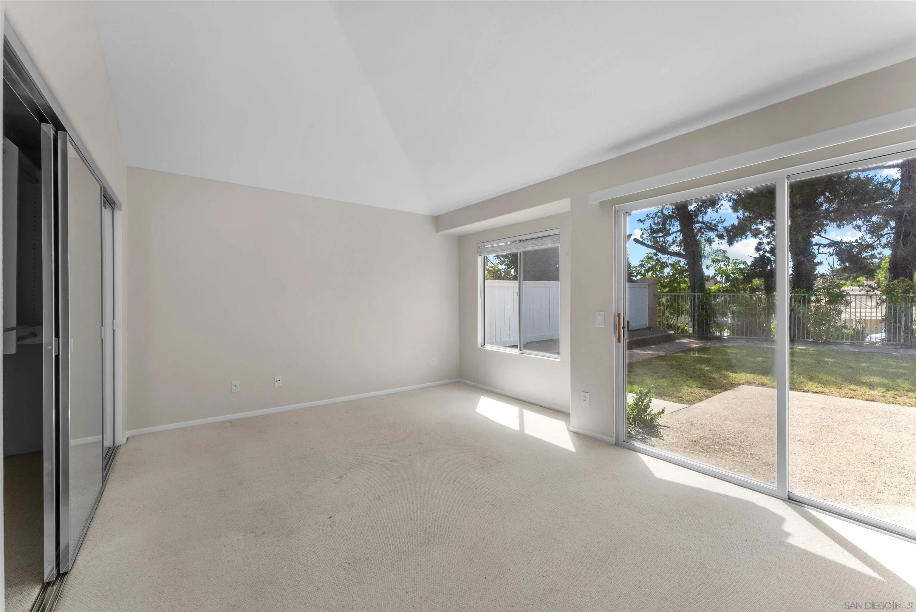 https://cdn.realtyfeed.com/cdn/127/260019160/d2dbda1c2947b7e95c8ba3948d65b5eb.webp