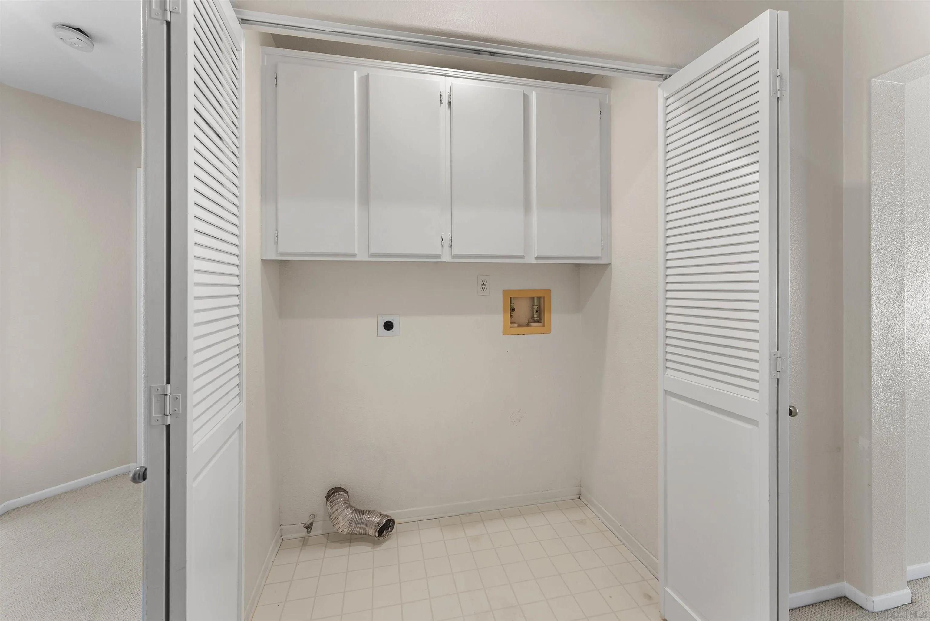 https://cdn.realtyfeed.com/cdn/127/260019160/ff4816c709a7c9ddd9e7bc2949cb2075.webp