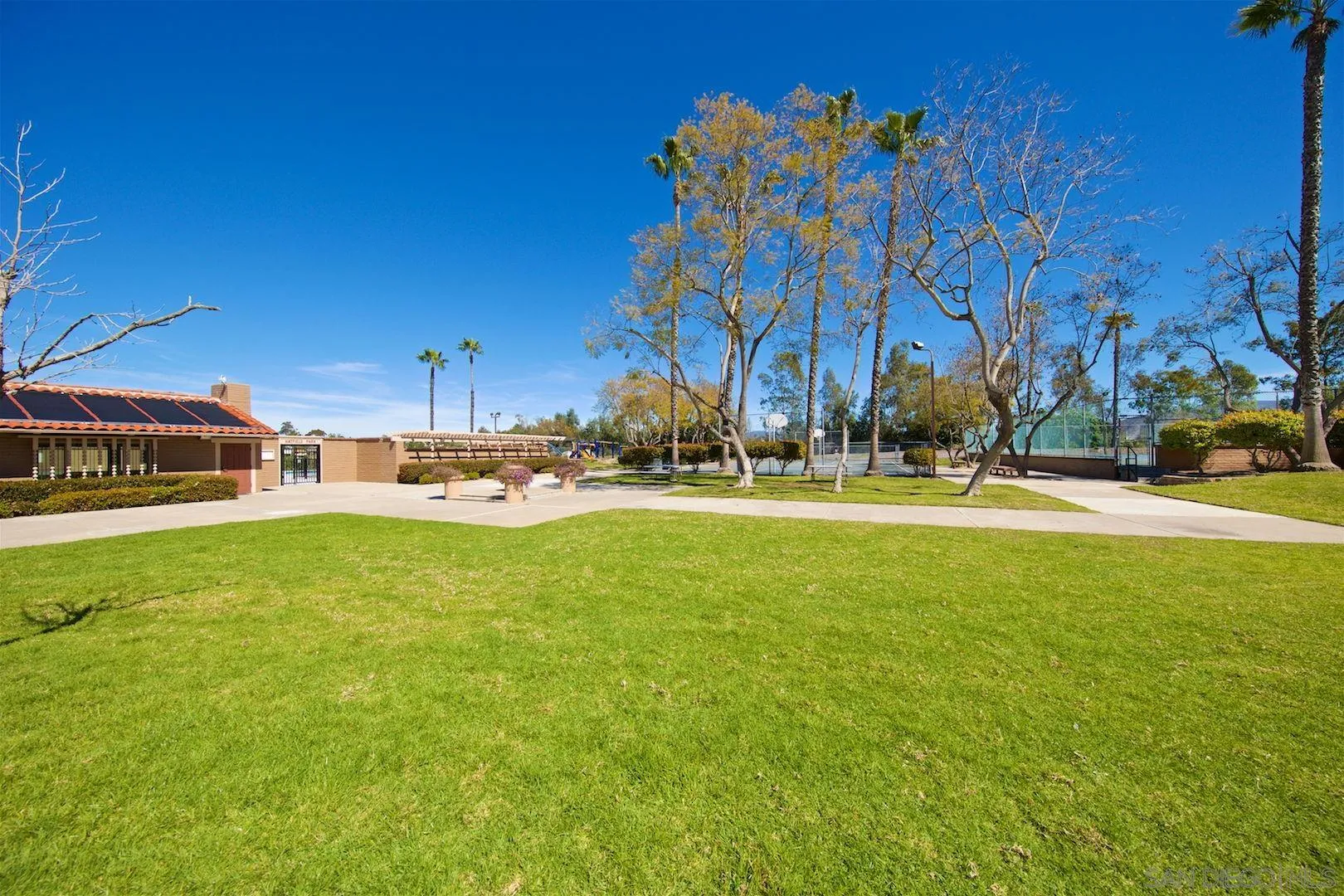 https://cdn.realtyfeed.com/cdn/127/260019163/58f0f1b19646b5039ee559116388b510.webp