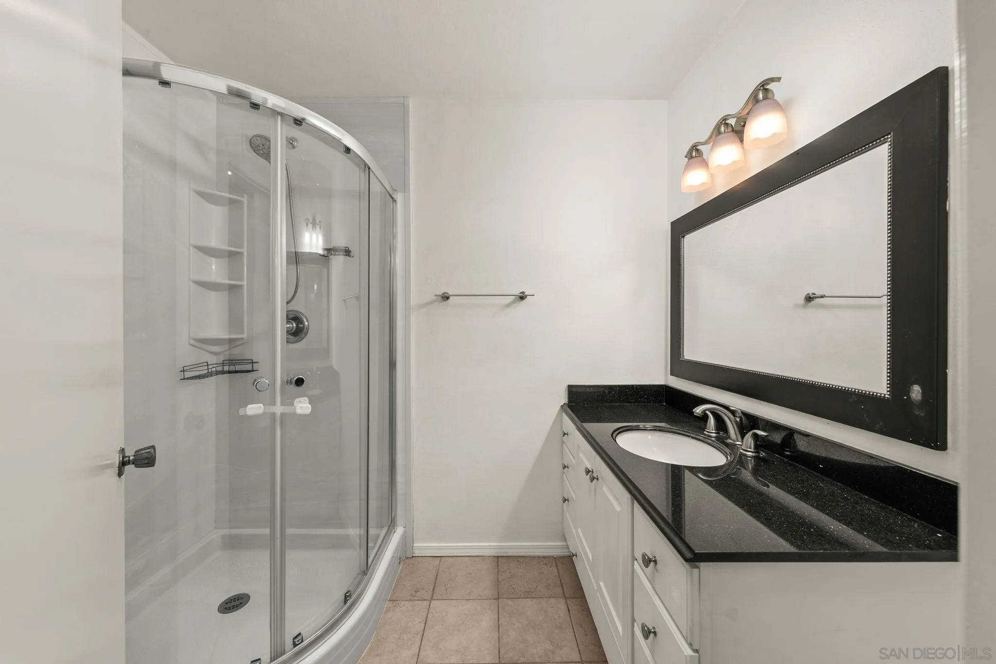 https://cdn.realtyfeed.com/cdn/127/260019163/6f00bf9579c32fb35461afd5fd3a174d.webp
