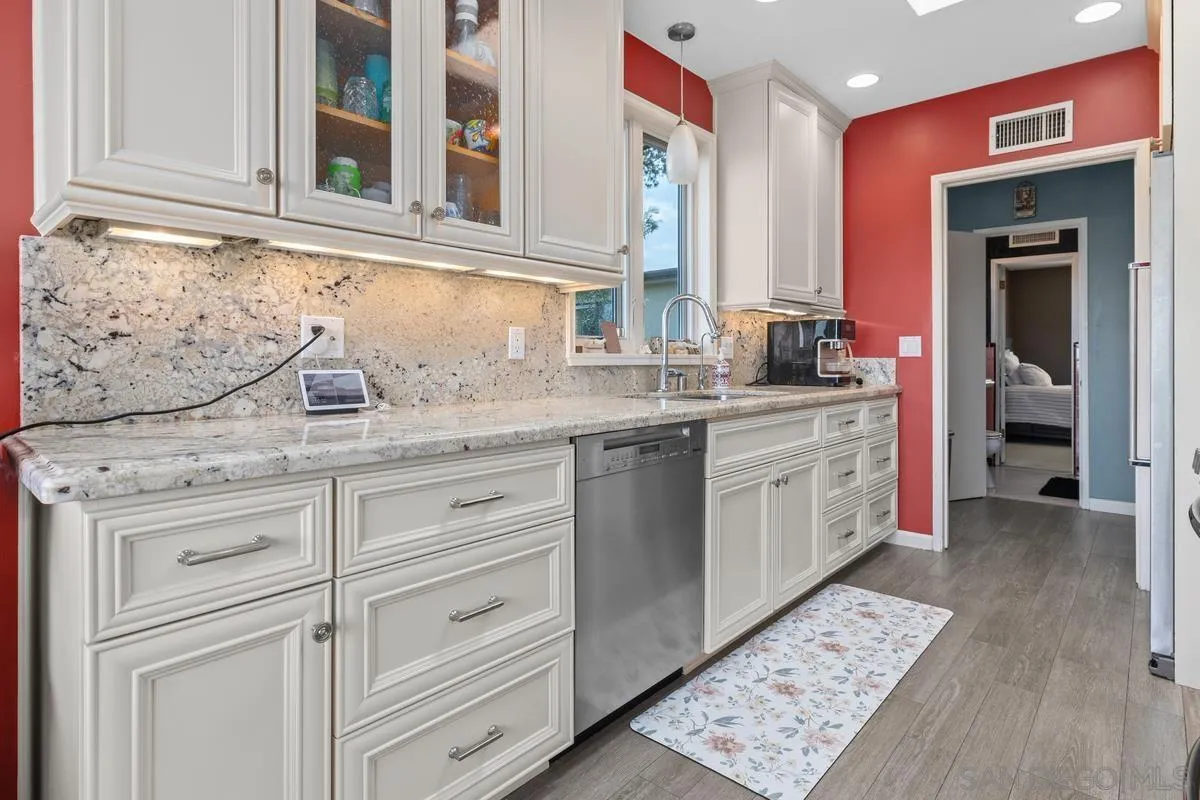 https://cdn.realtyfeed.com/cdn/127/260019166/0fb30adeaf87280c542a0c04e4f78d71.webp
